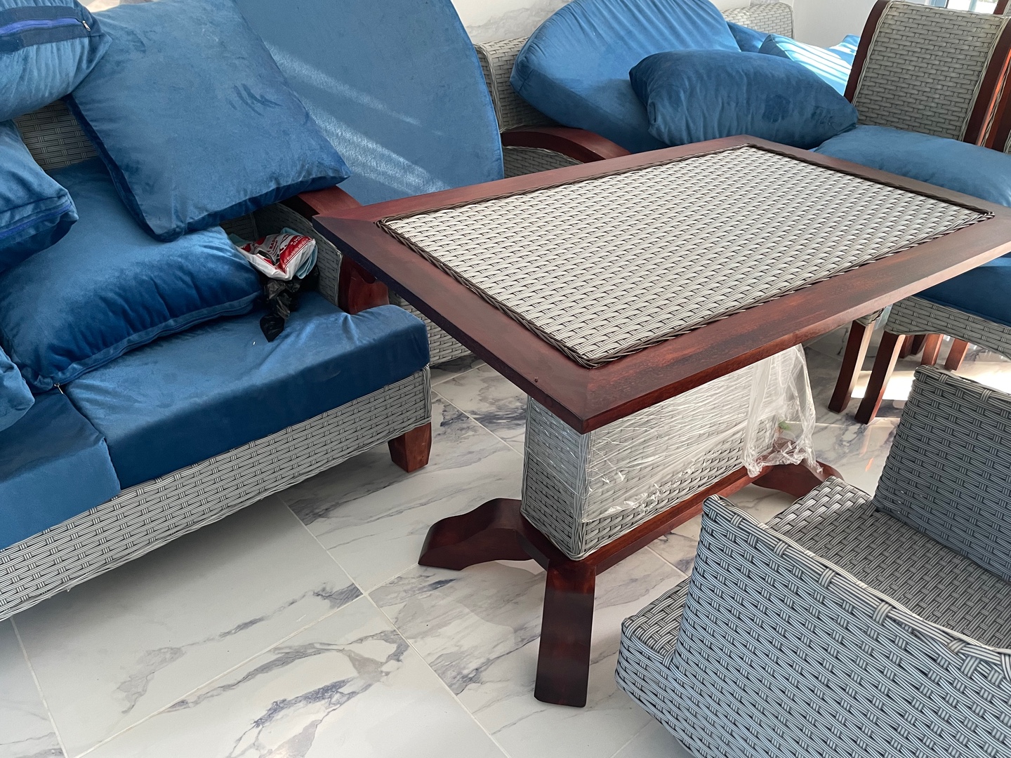 muebles y colchones - Fabricación de todos tipos de muebles en mimbre  6
