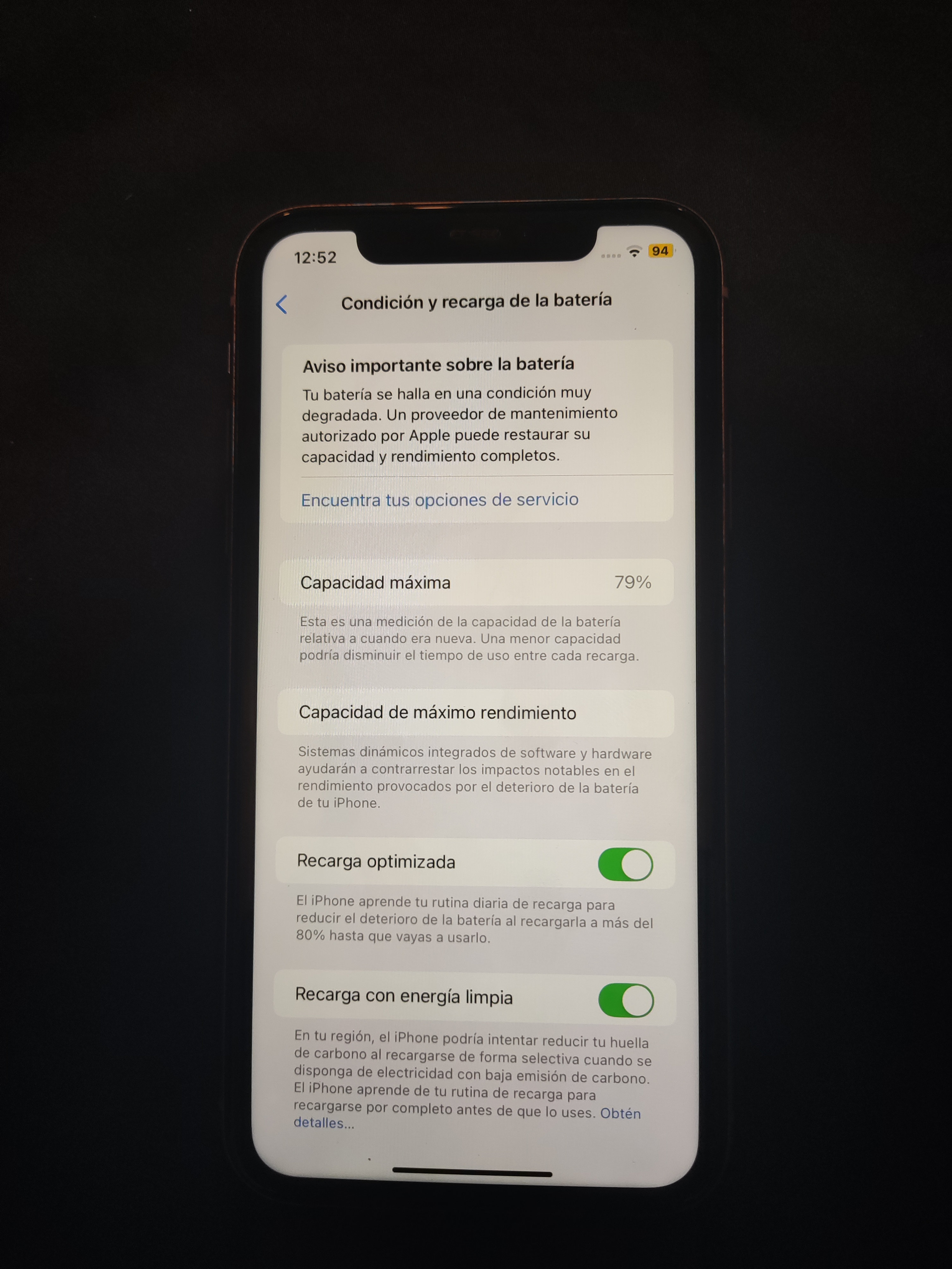 celulares y tabletas - iPhone 11 Normal Morado 256GB Chip Físico y eSIM. 11,790 Negociable. 2