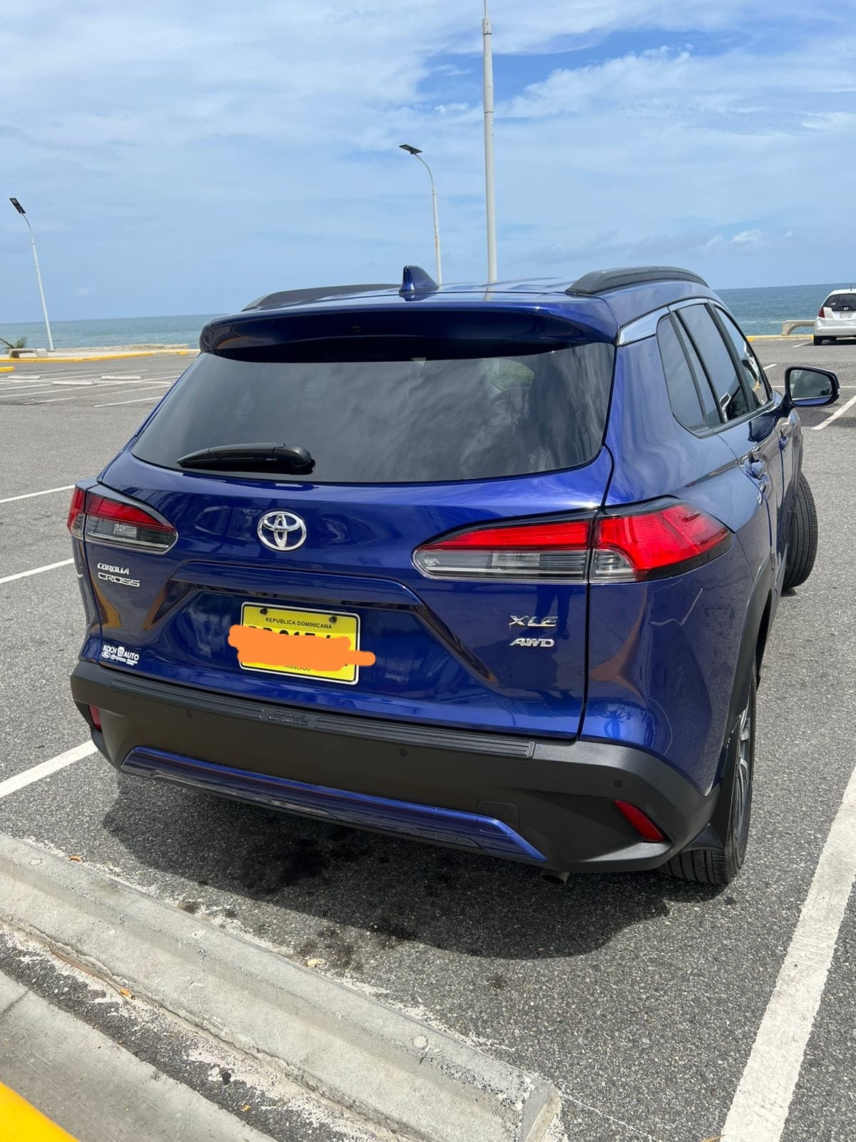 jeepetas y camionetas - Toyota corolla cross XLE 2023 (4x4) 6