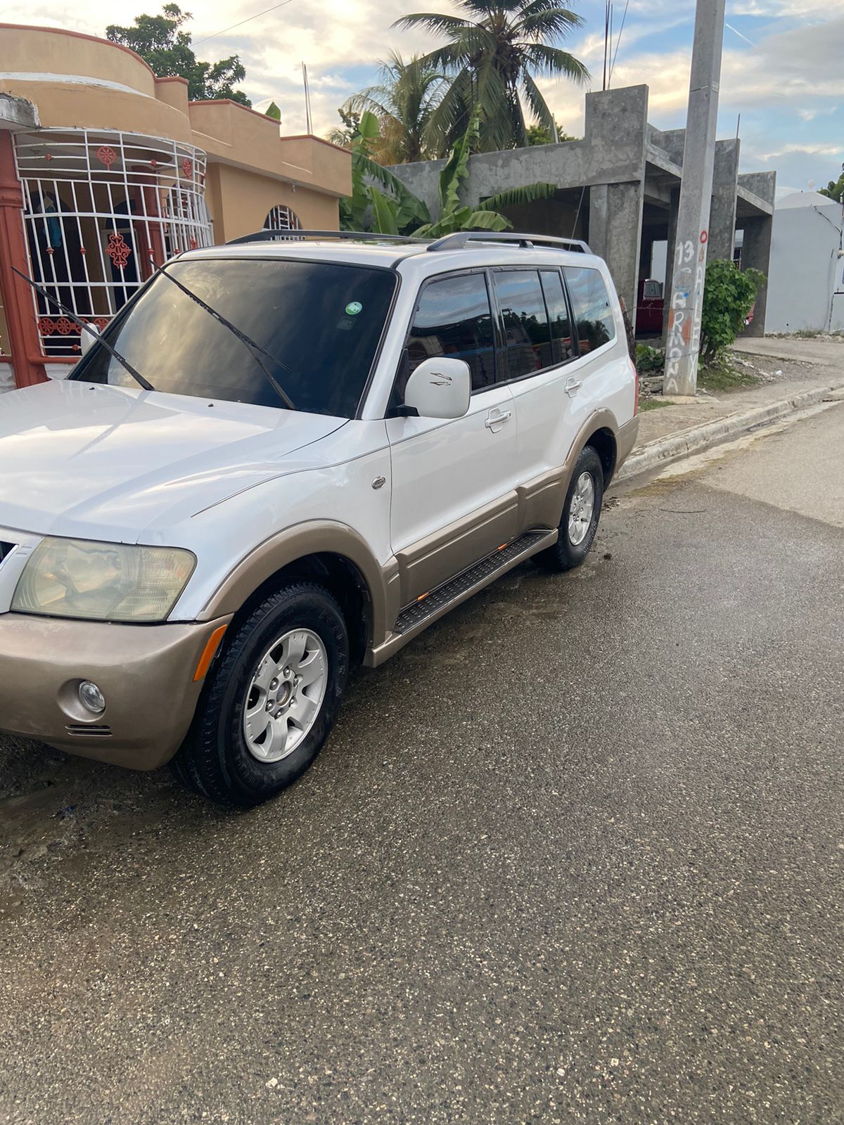 jeepetas y camionetas - Mitsubishi Montero  5