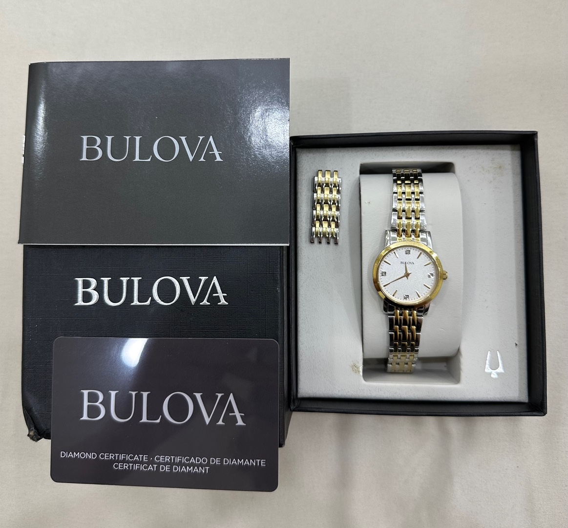 joyas, relojes y accesorios - Vendo Reloj Bulova como nuevo  0