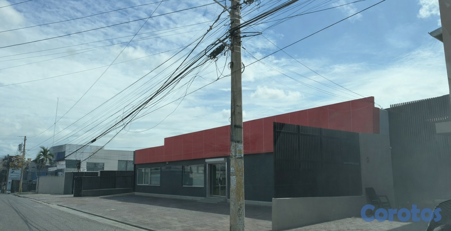 oficinas y locales comerciales - Amplio local comercial en alquiler los prados 5