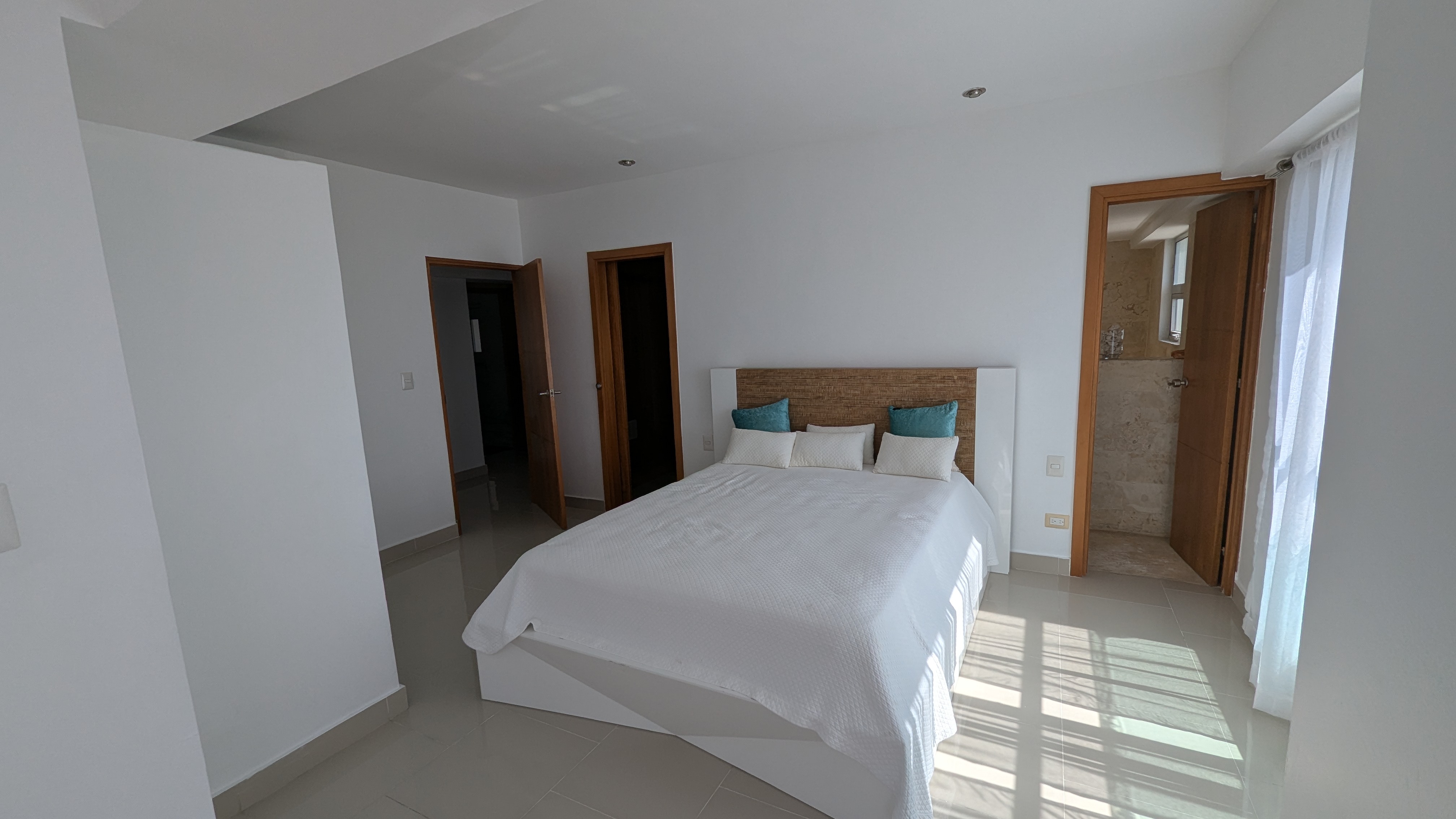 apartamentos - Apartamento amueblado con vista al mar en Santo Domingo  4