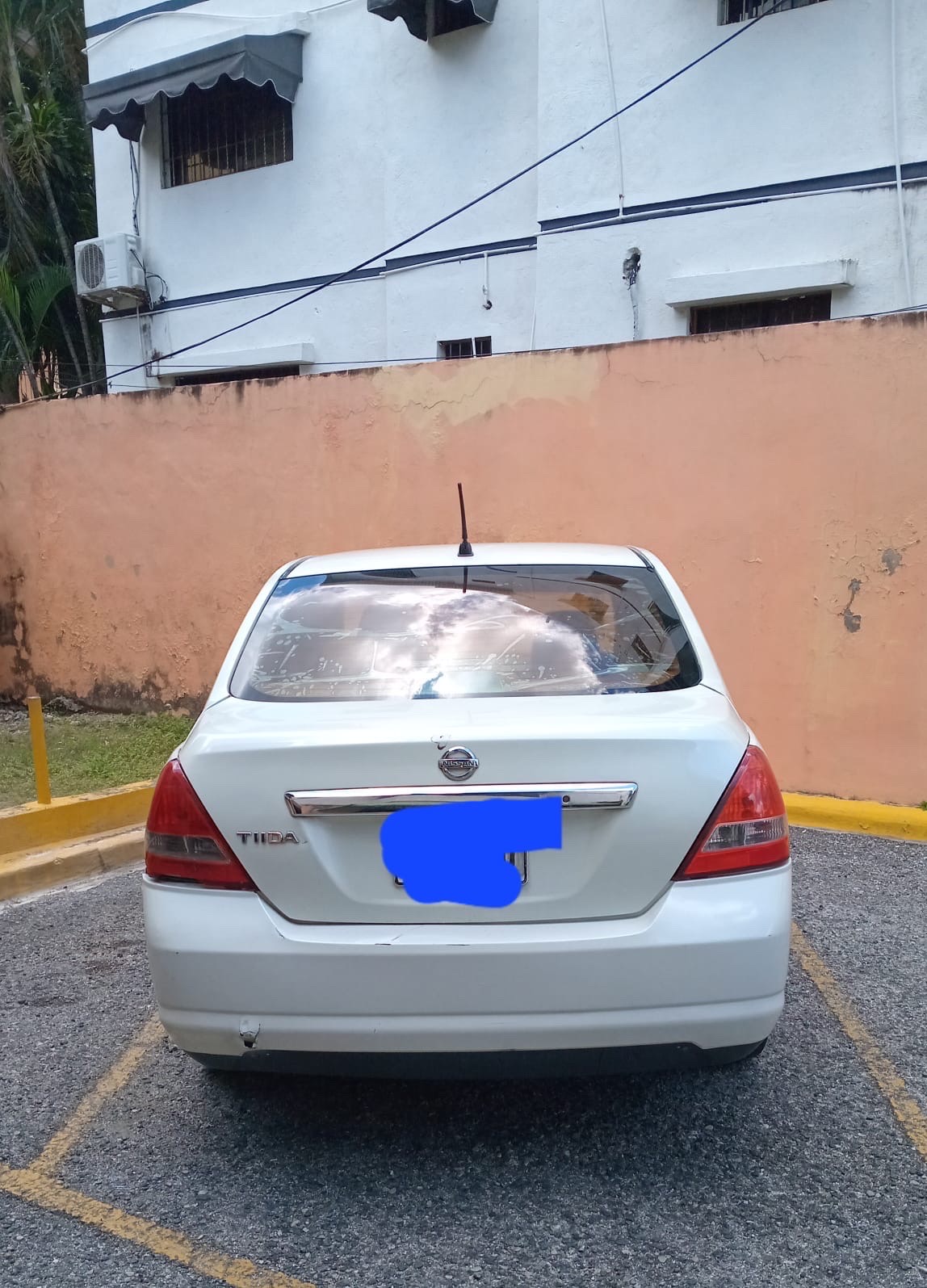 carros - Nissan versa (tiida)  2