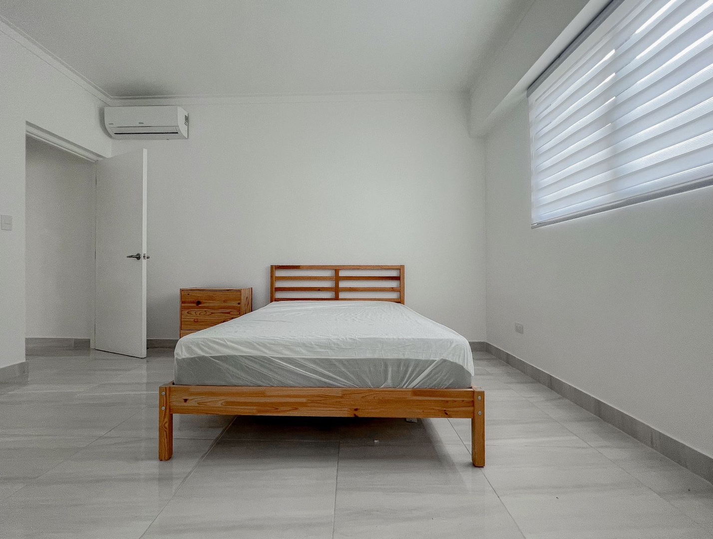 apartamentos - Apartamento de oportunidad de 3 habitaciones en Evaristo Morales 6