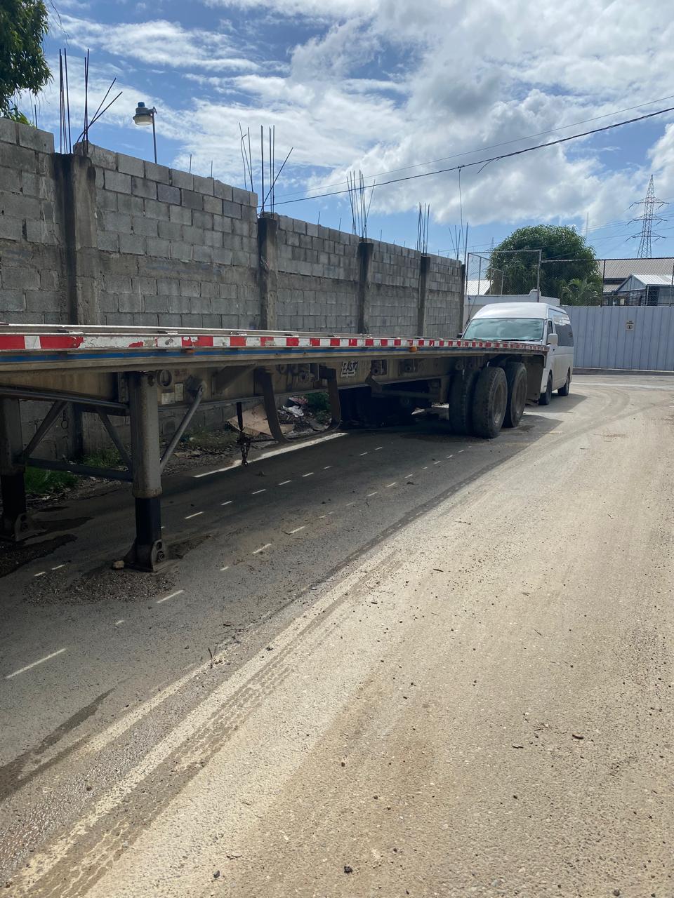 camiones y vehiculos pesados - VENDO DOS COLAS DE 45 PIES 0