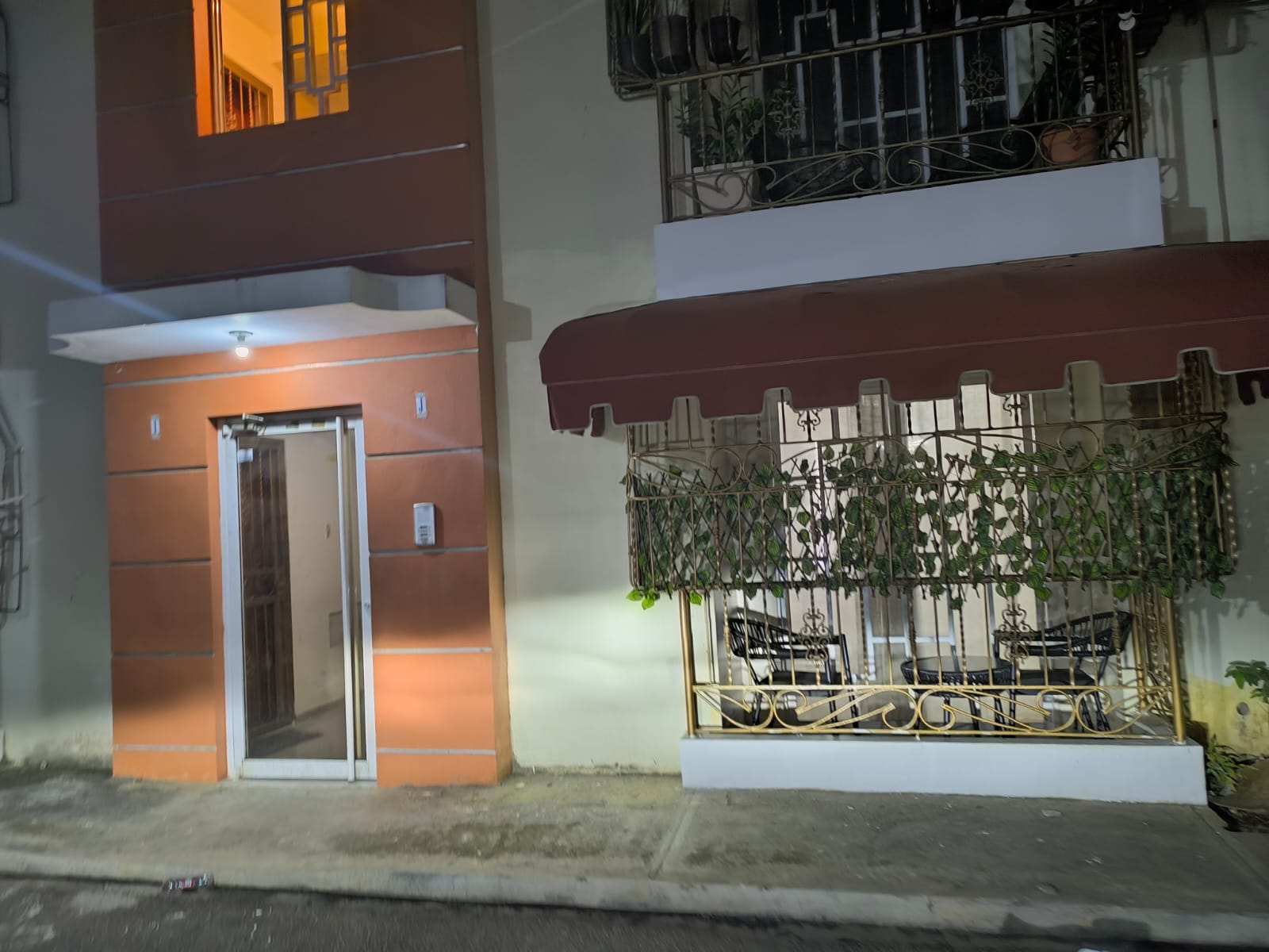 apartamentos - VENDO APARTAMENTO AMUEBLANDO O SIN   SAN ISIDRO  0
