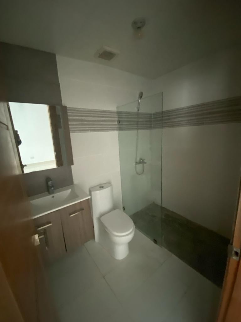 apartamentos - Vendo Hermoso Apartamento En El 2do Piso En El Renacimiento 
Código: PD124 4