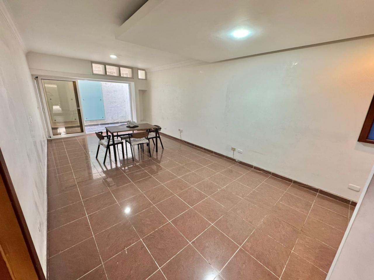 otros inmuebles - Vendo Townhouse en Piantini 1
