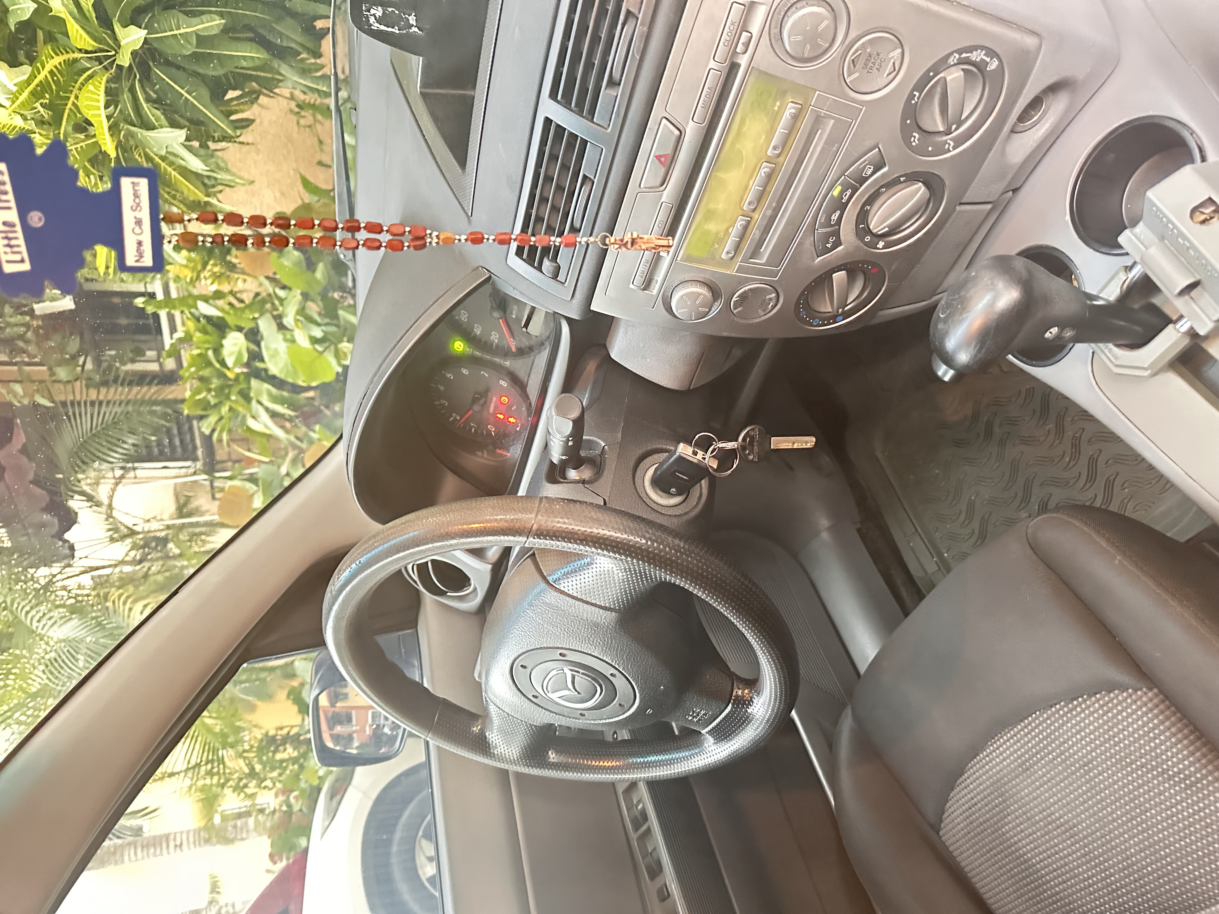 carros - Mazda Demio 2006 5