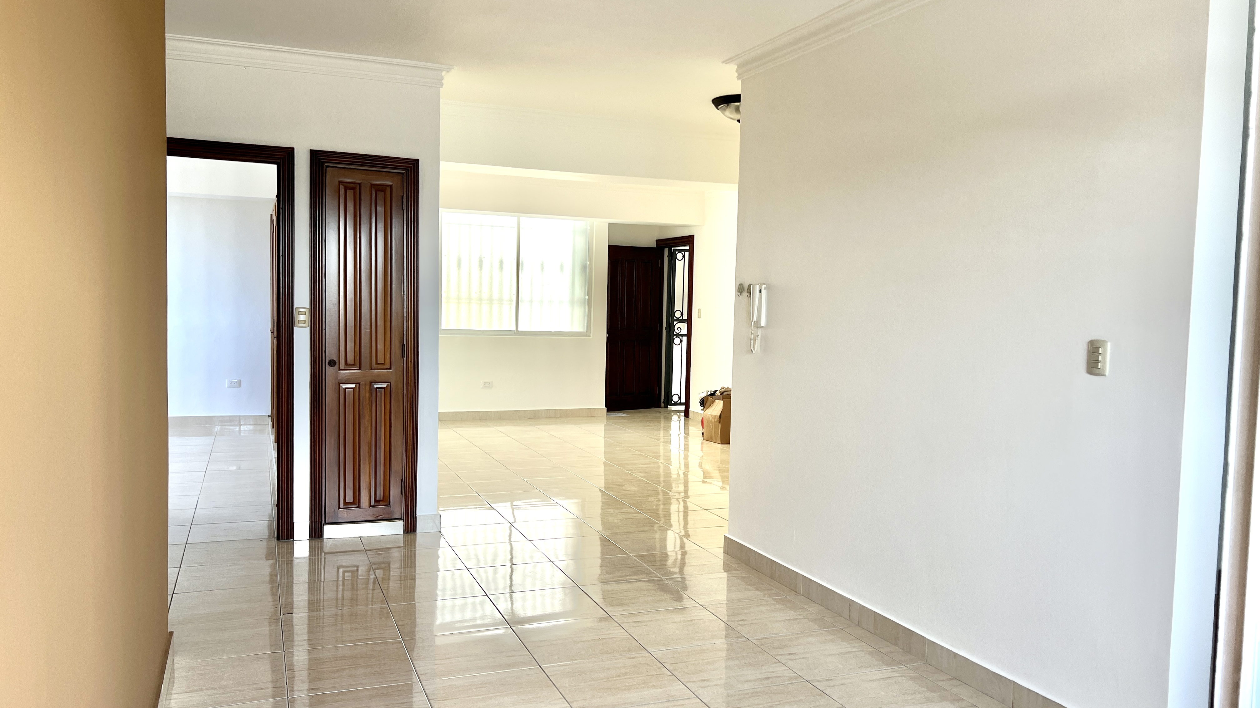 apartamentos - Apartamento con línea blanca en alquiler en Gazcue 3