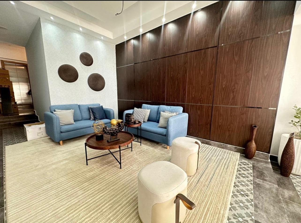 apartamentos - SE VENDE HERMOSO APTO EN EVARISTO MORALES EN TORRE 7