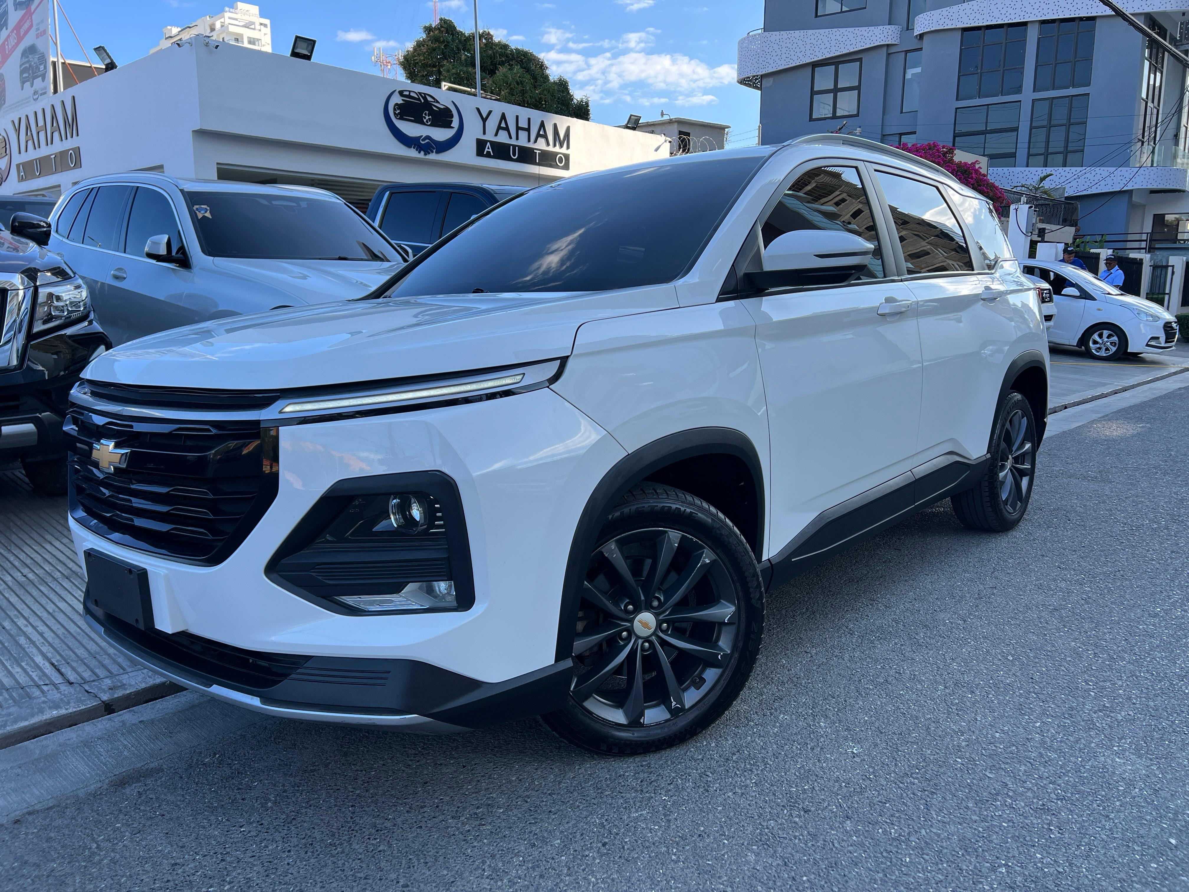 jeepetas y camionetas - Chevrolet Captiva LT FWD 2022 (3 FILAS) 0