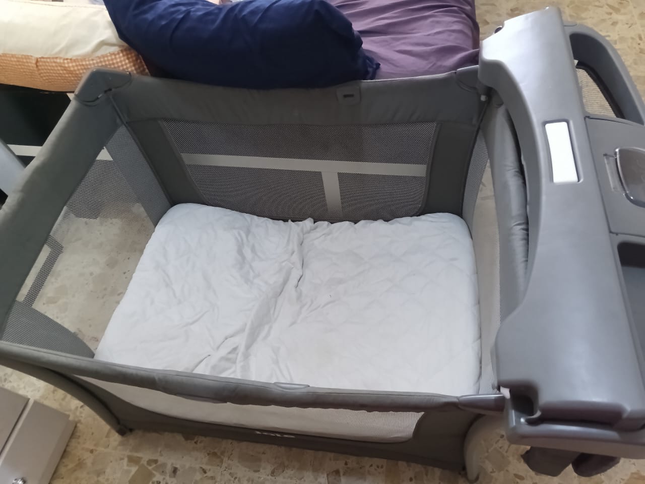 muebles - CORRAL DE BEBE CASI NUEVO 0