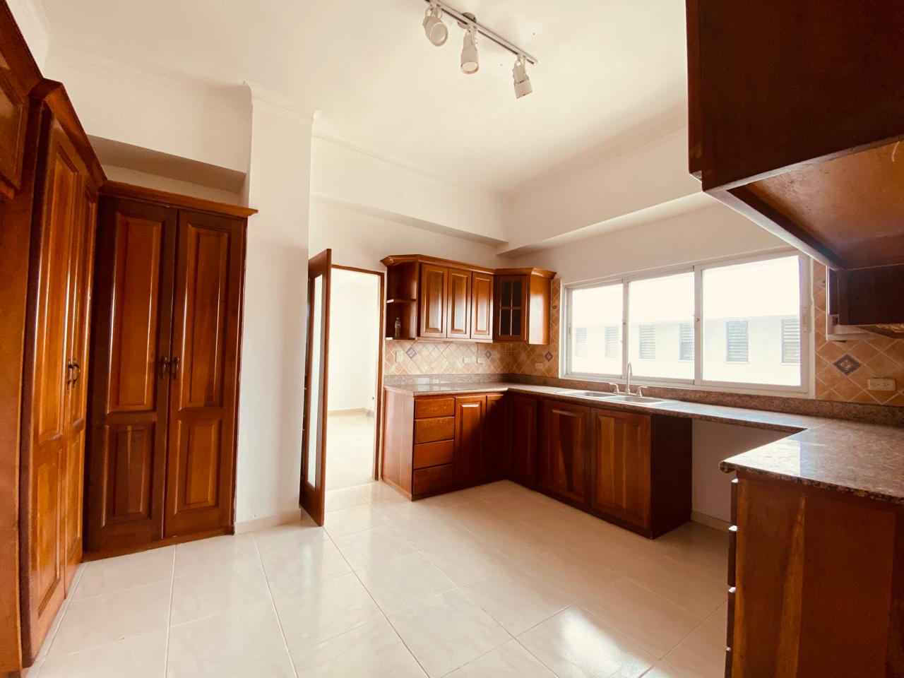 apartamentos - Urb. Real en venta apartamento de 3 habs. 3 baños 7