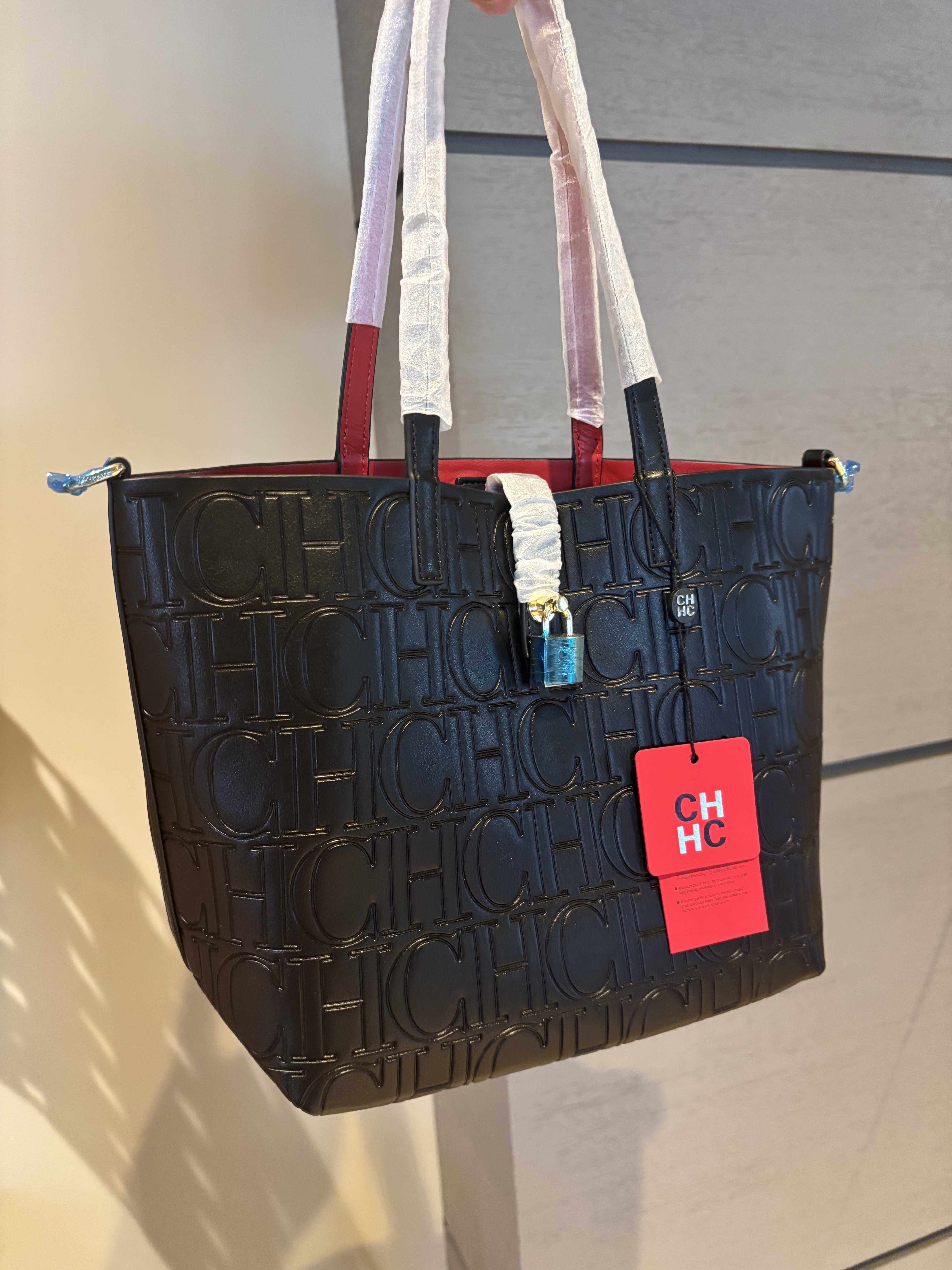 carteras y maletas - Cartera Carolina Herrera CH negra nueva  0