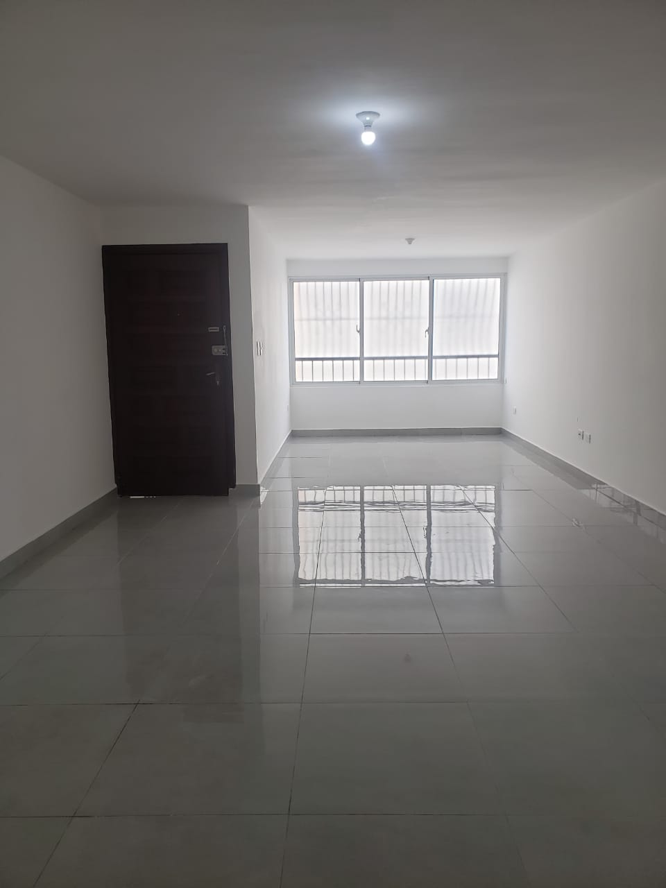 apartamentos - Se Alquila, Apartamento 2Hab Vacio Remodelada,Naco 0