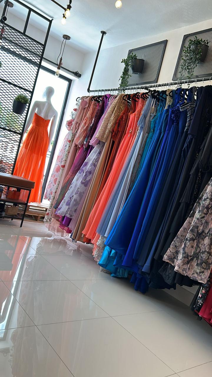 ropa para mujer - 🎉✨ ¡GRAN LIQUIDACIÓN DE VESTIDOS DE GALA! ✨🎉  2