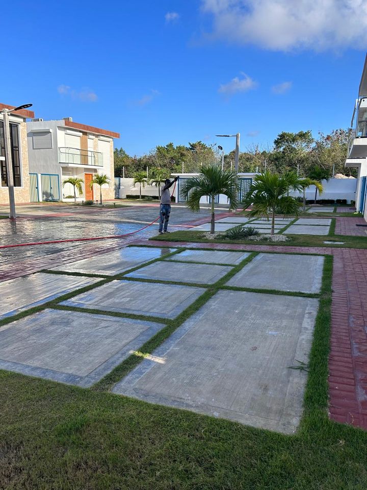 casas - Alquilo Villa a Minutos de Downtown Punta Cana 8