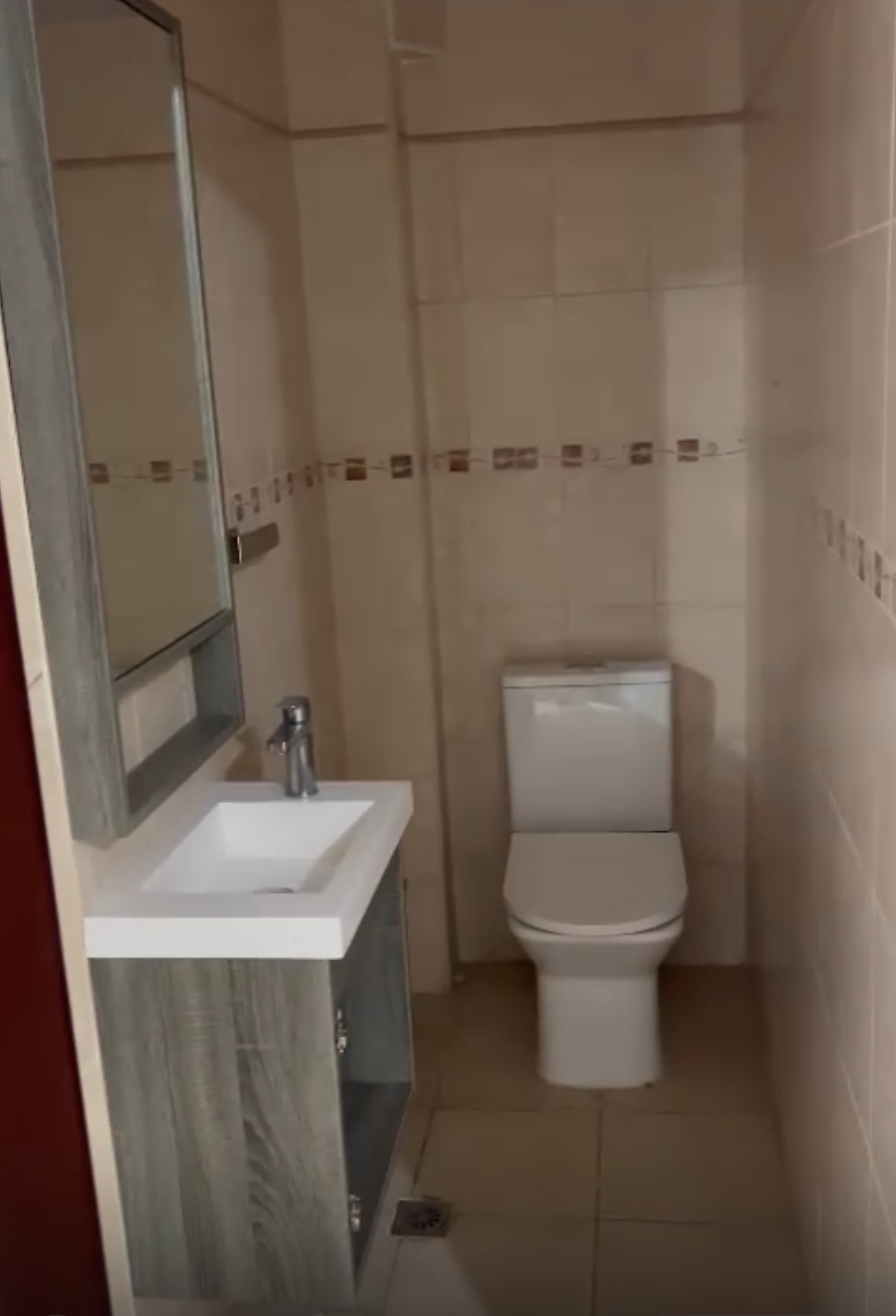 apartamentos - SE ALQUILA AMPLIO Y HERMOSO APARTAMENTO EN BELLA VISTA! 2