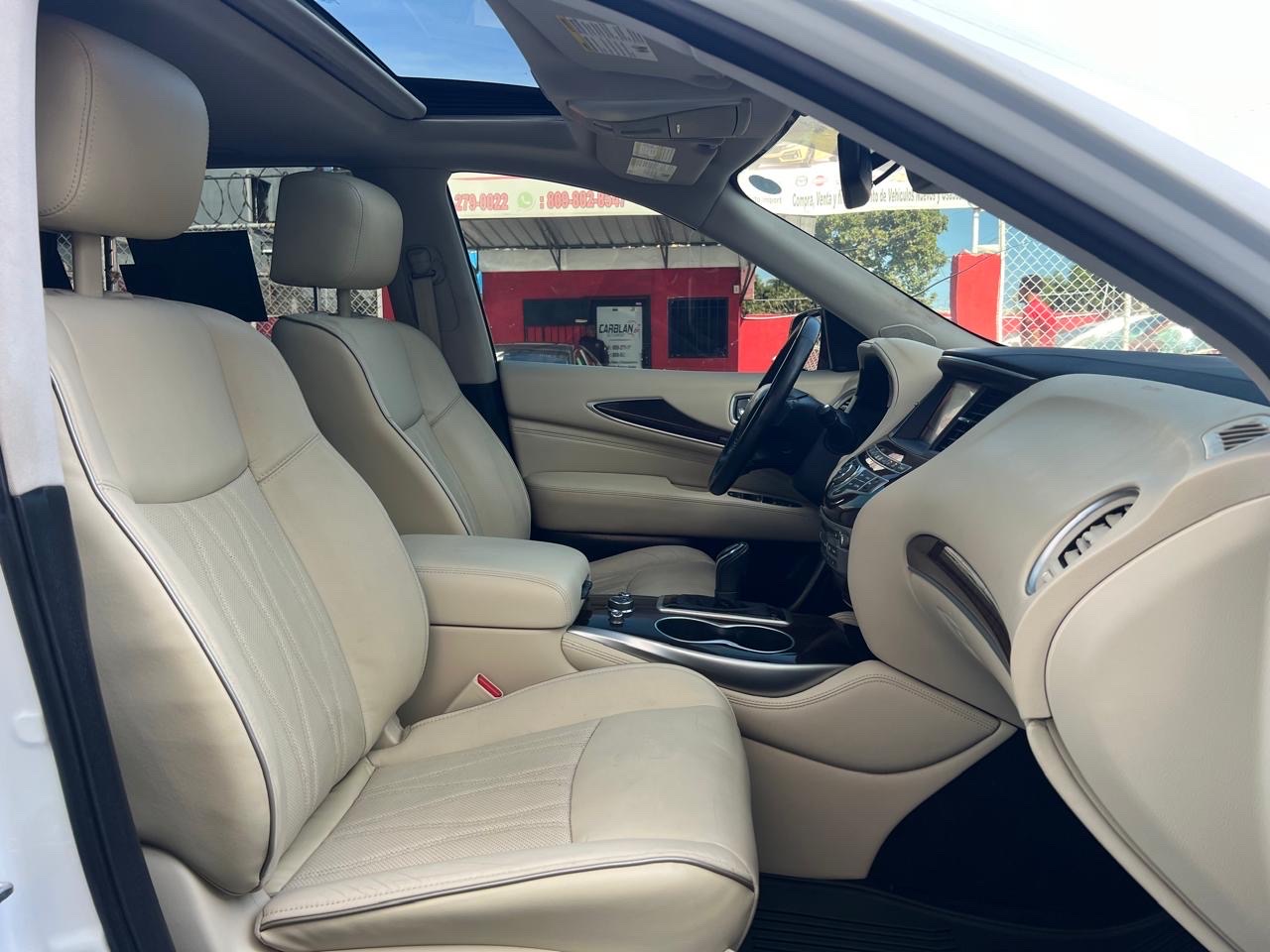 jeepetas y camionetas - INFINITI QX60 2018 LUXURY CLEAN CARFAX RECIÉN IMPORTADA TODO INCLUIDO! NUEVAA❇️ 7