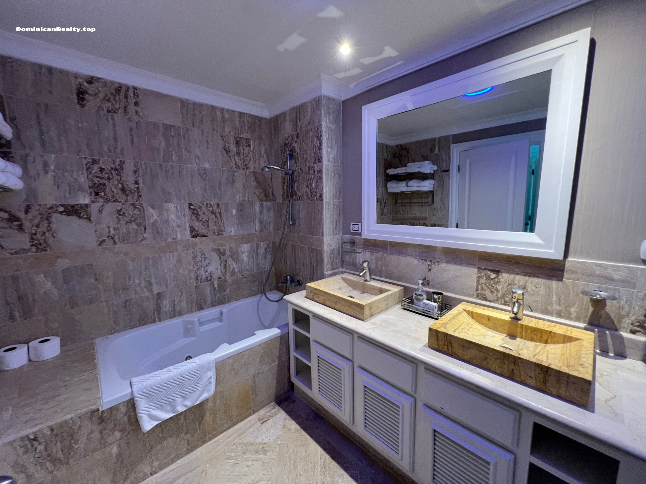 apartamentos - Venta apartamento Marina Cap Cana Aquamarina  6