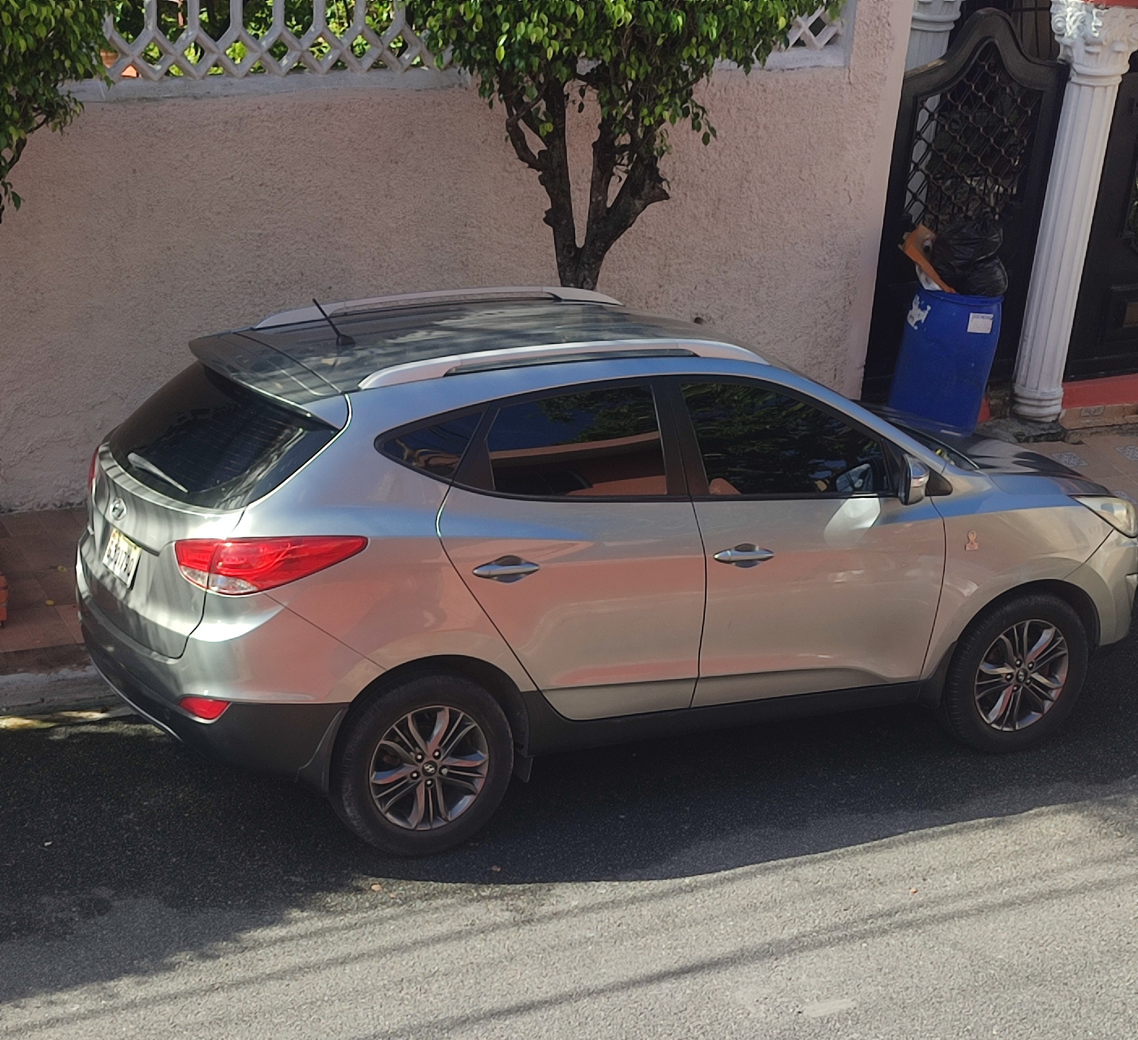 jeepetas y camionetas - Hyundai Tucson 2014  0