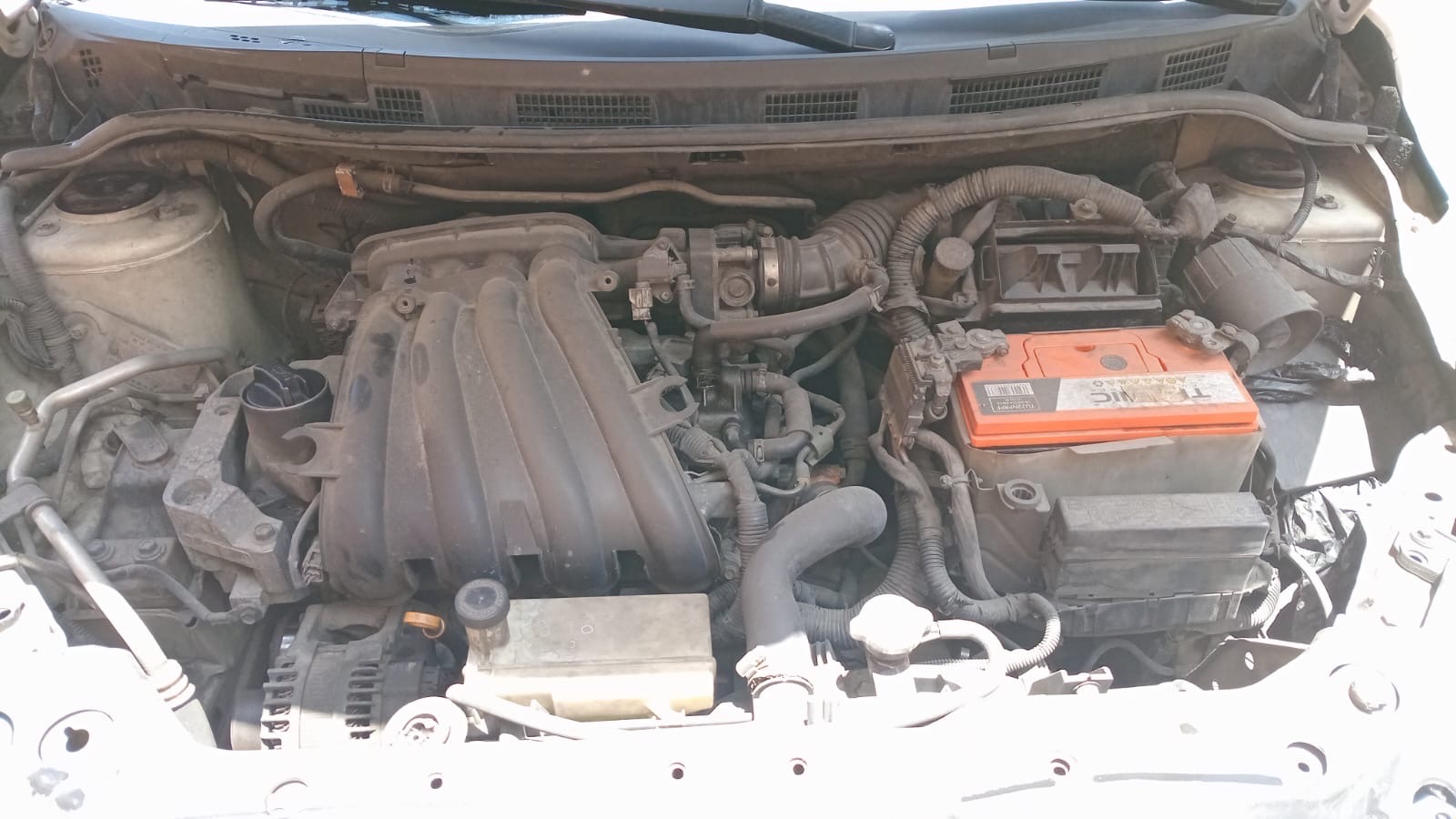 carros - Nissan versa (tiida)  3