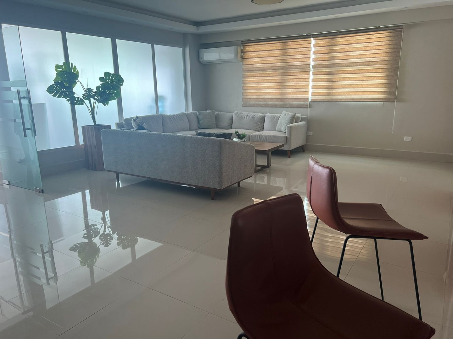 apartamentos - Naco piso 6 3 habitaciones 3.5 banos 2 parqueos estar balcon  1