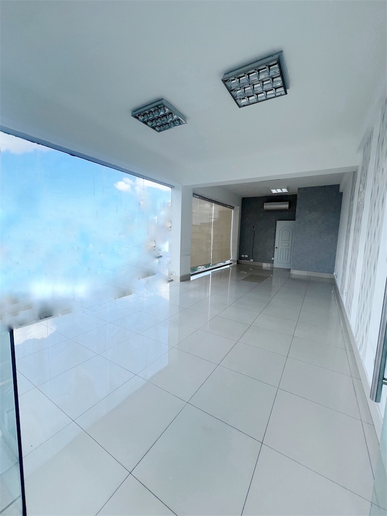 oficinas y locales comerciales - Local comercial en Bella vista 1