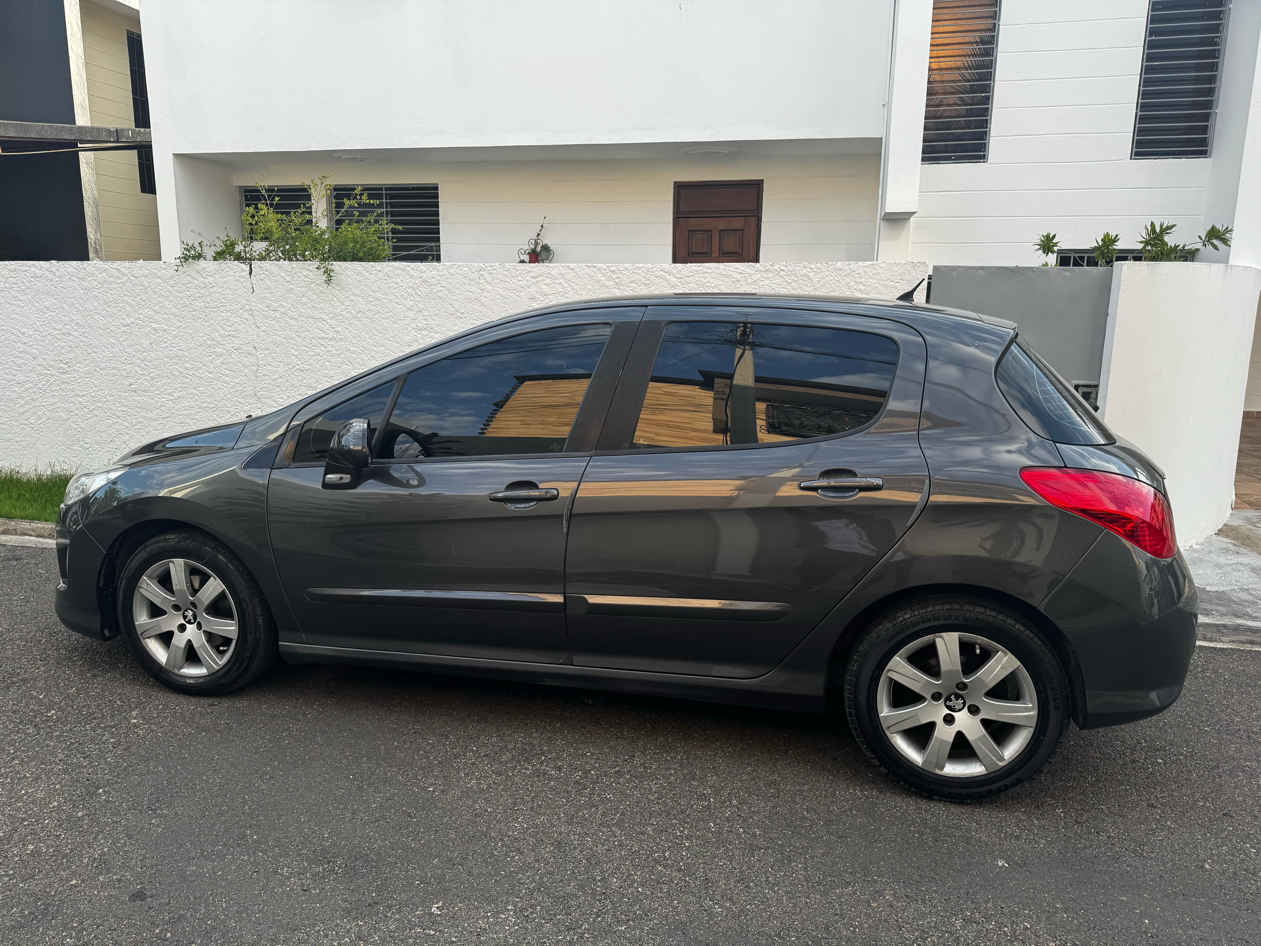 carros - Peugeot 308 2014 3