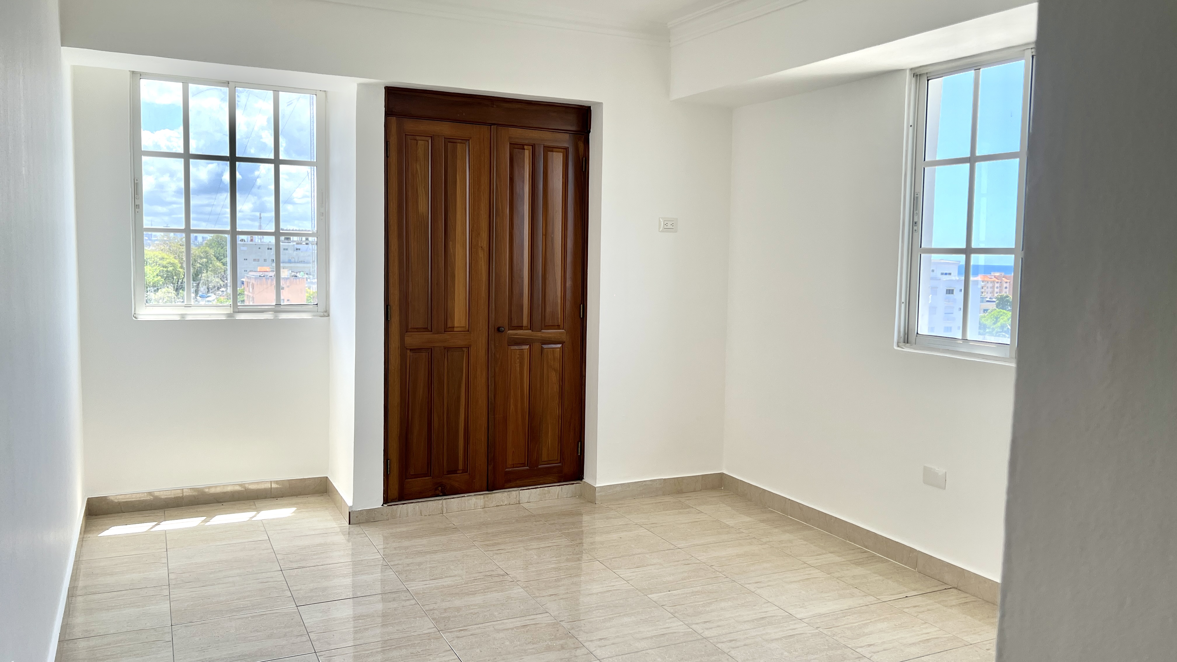 apartamentos - Apartamento con línea blanca en alquiler en Gazcue 4
