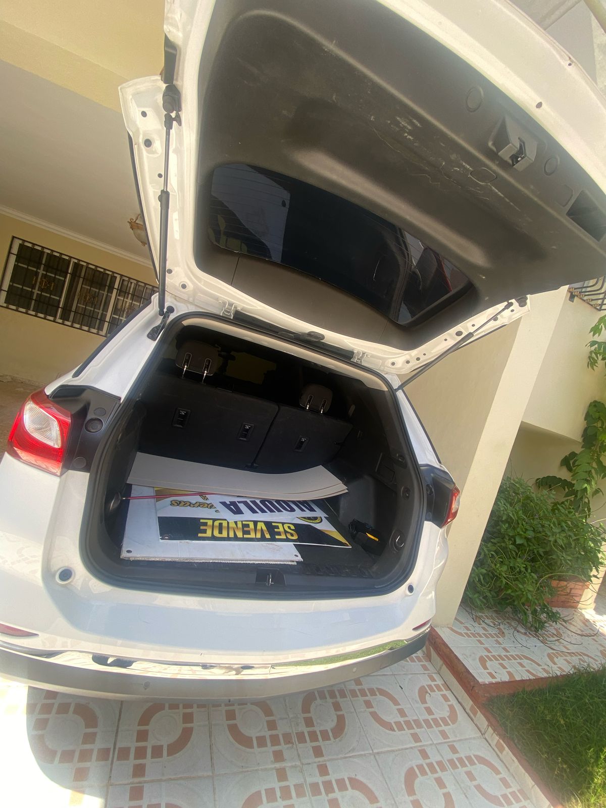 jeepetas y camionetas - Vendo Chevrolet Equinox 2019 6