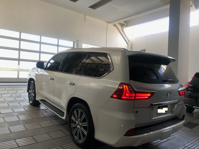 jeepetas y camionetas - Lexus LX570 año 2016 como nueva 80mil km 1