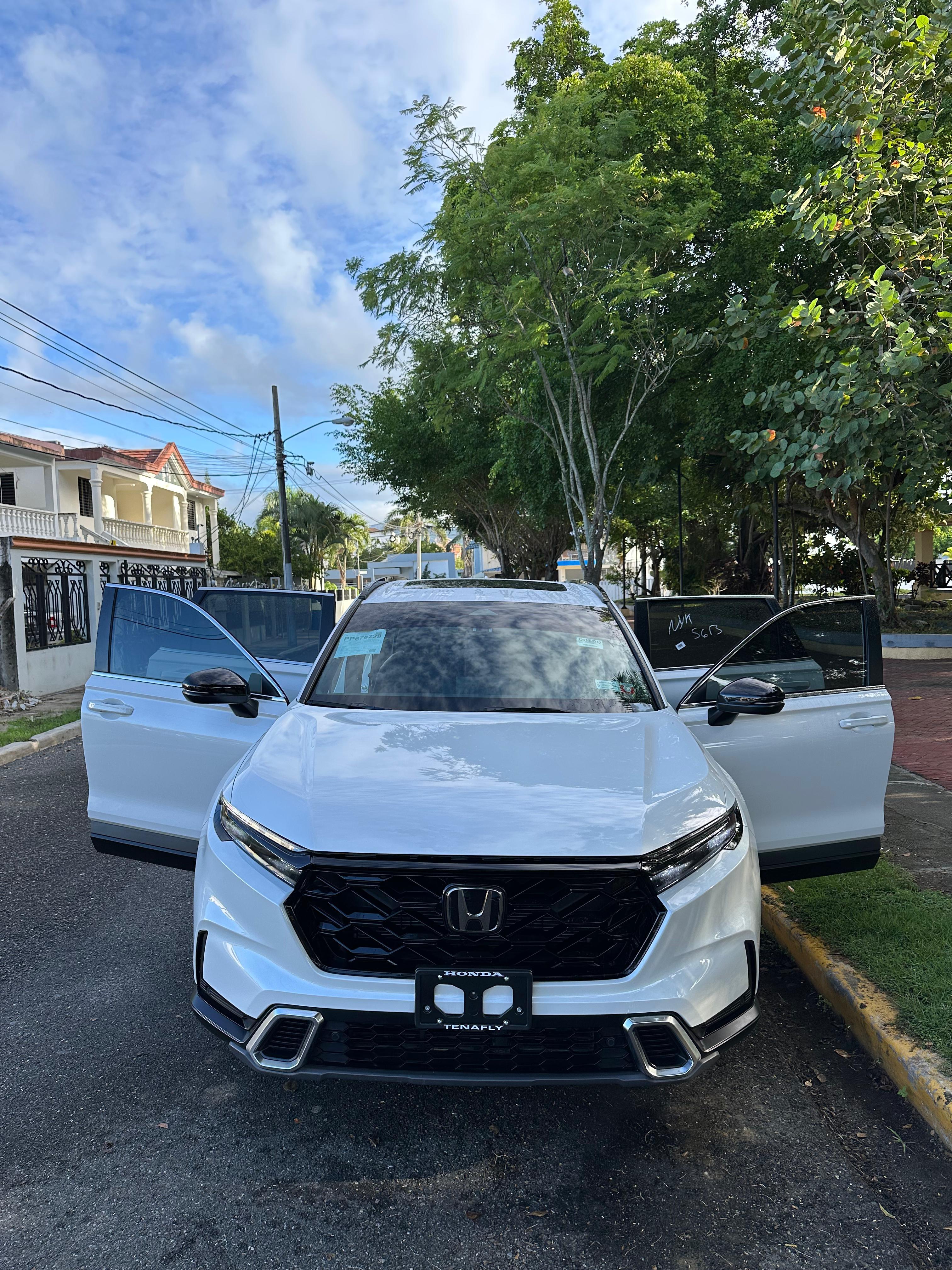 jeepetas y camionetas - Honda crv sport touring híbrida 2024 0