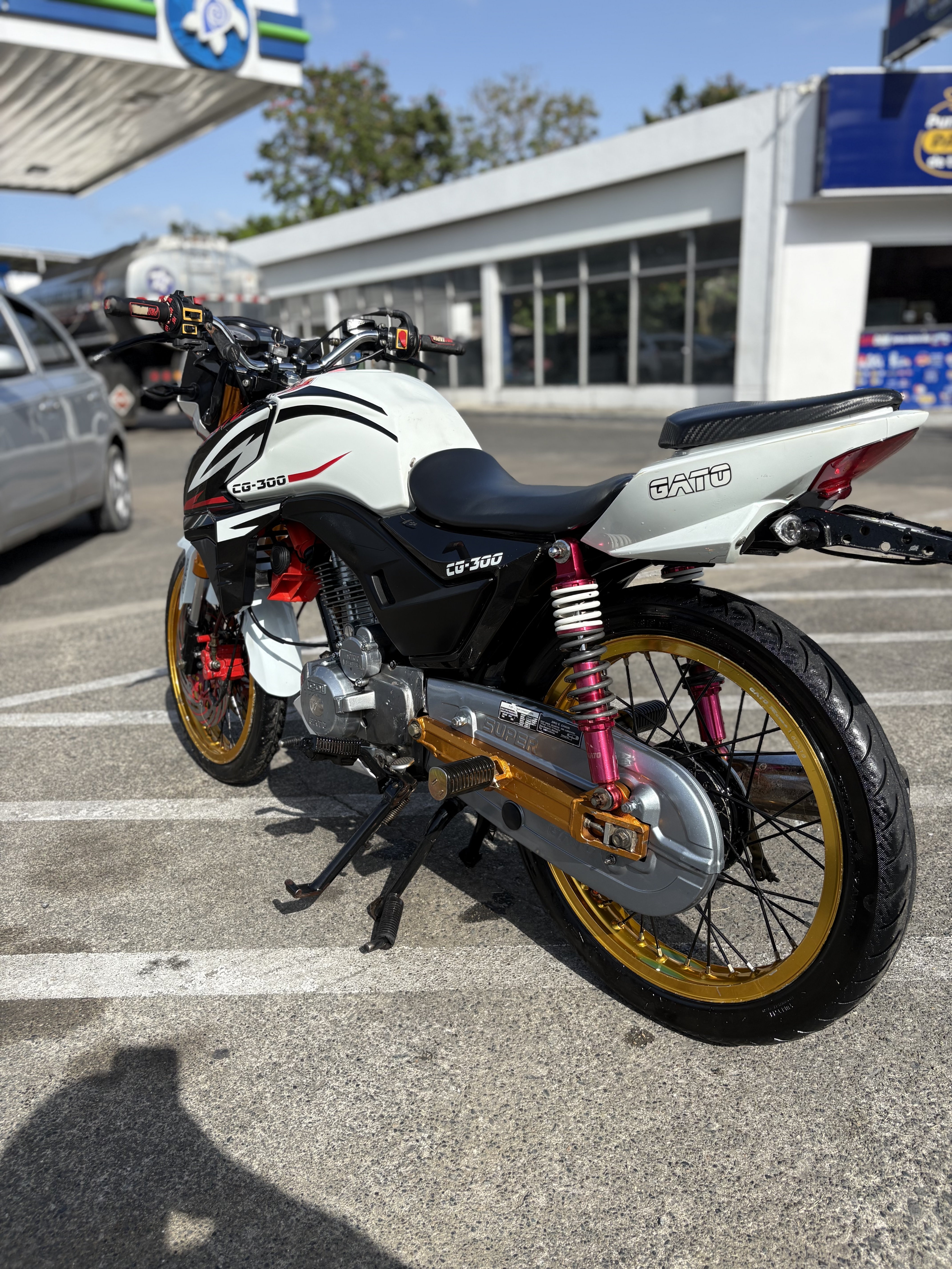 motores y pasolas - cg300 ✅🚀 como nuevo , las fotos hablan por sí solas 10-10✅ todos sus papeles  3