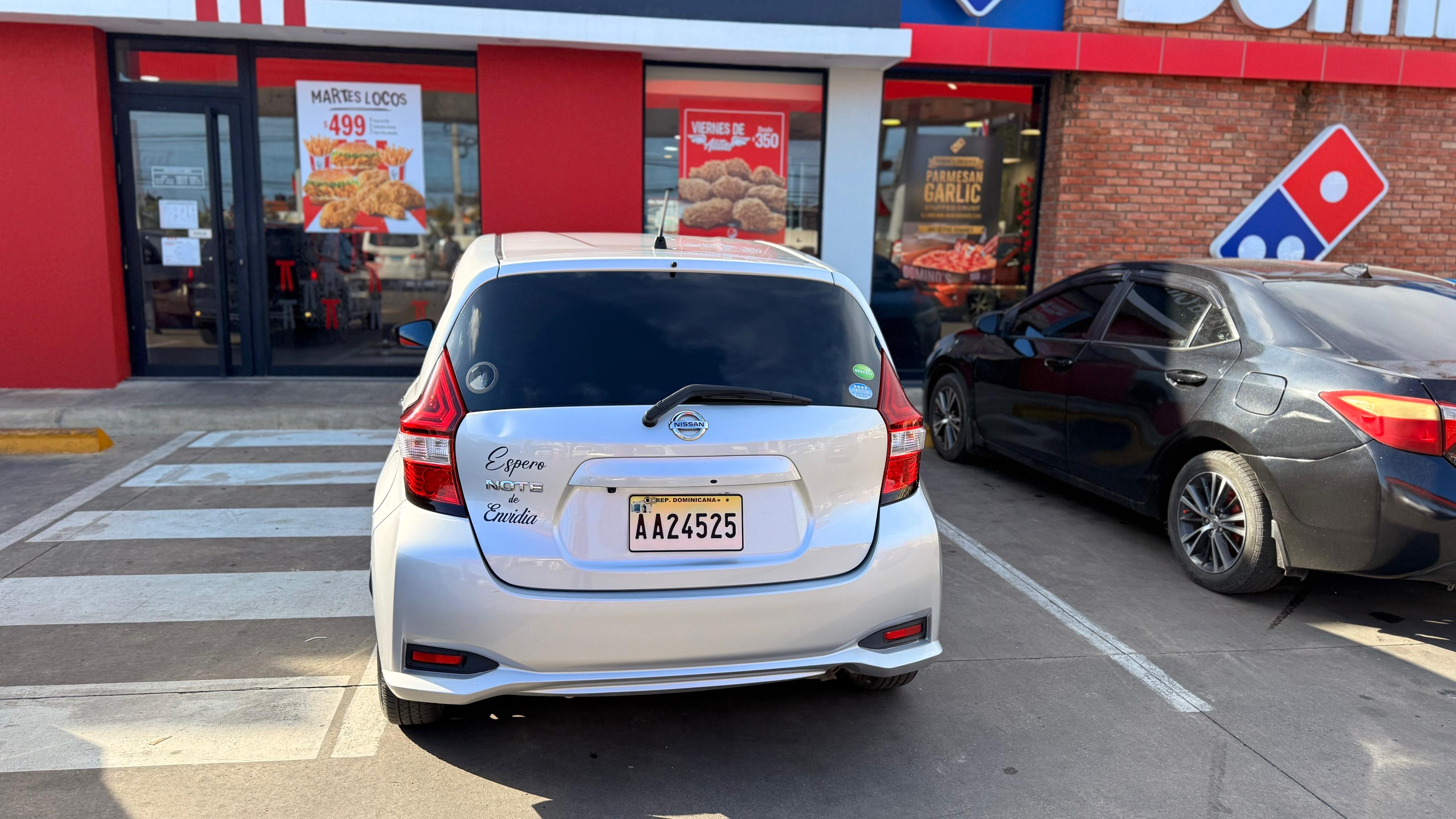 carros - oportunidad mi nissan note 2018 traspaso  4