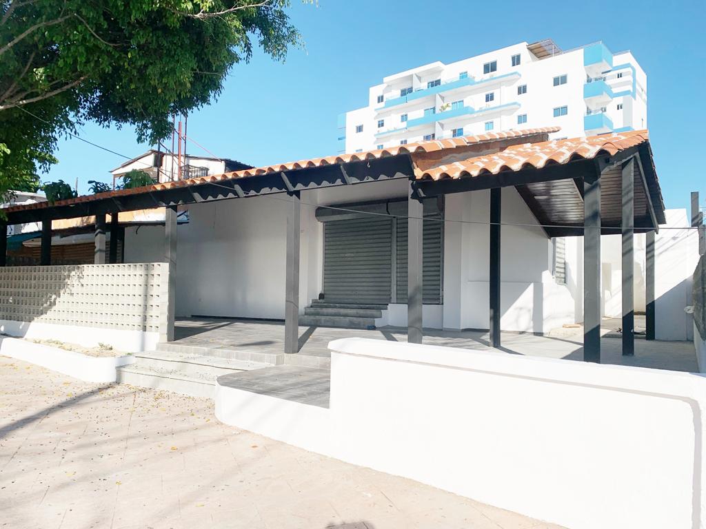 oficinas y locales comerciales - Local esquinero amplio 7
