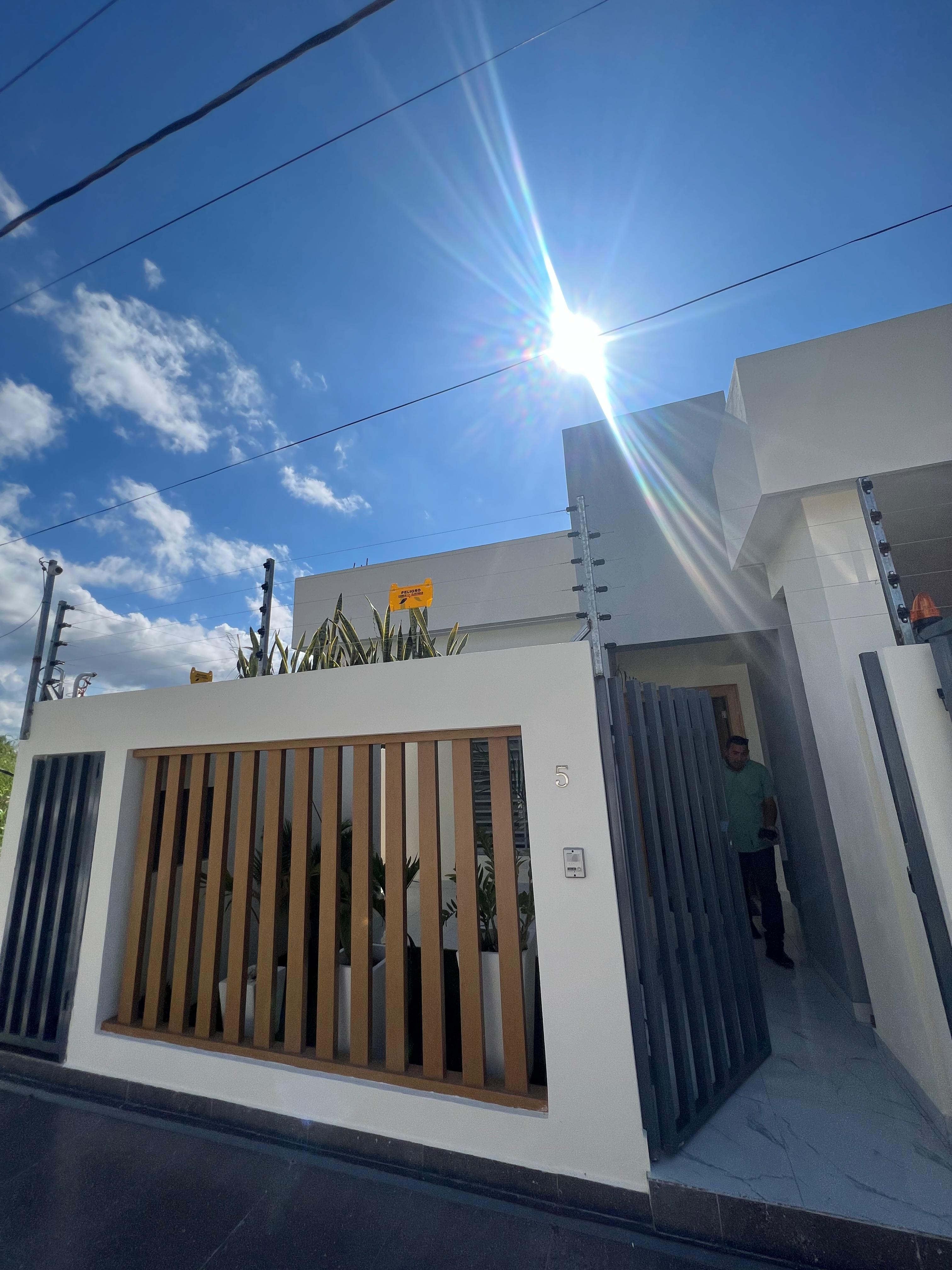 casas - CASA EN VENTA EN PALMAS DEL VALLE, SANTIAGO. 3