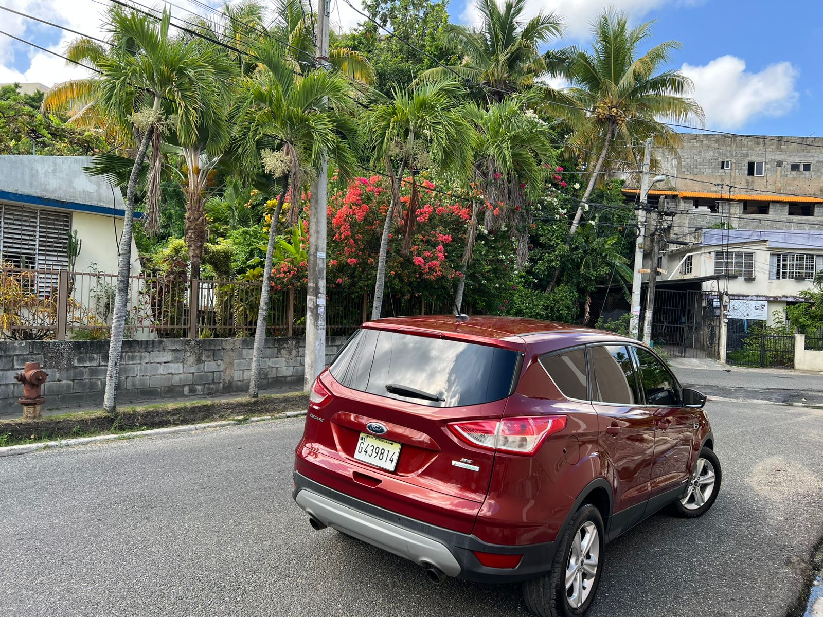 jeepetas y camionetas - Vendo ford escape 2015 5