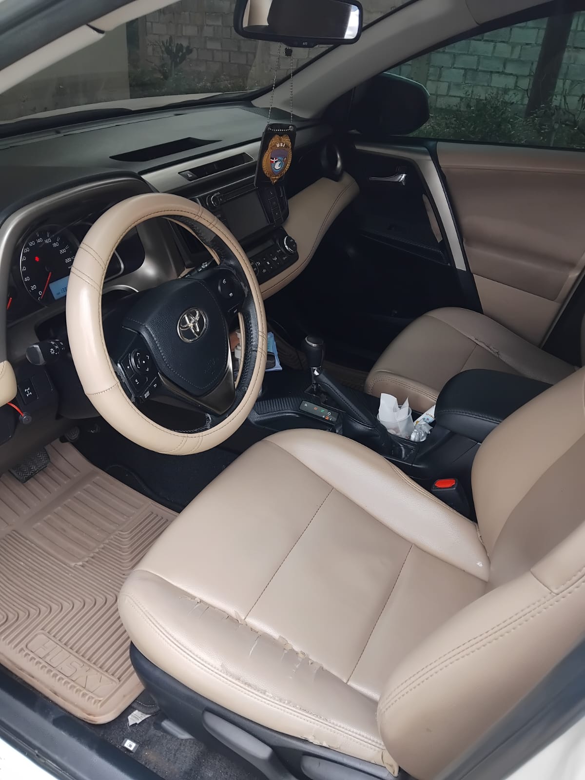 jeepetas y camionetas - Jeepeta rav4 cómo nueva pocas Milla  1