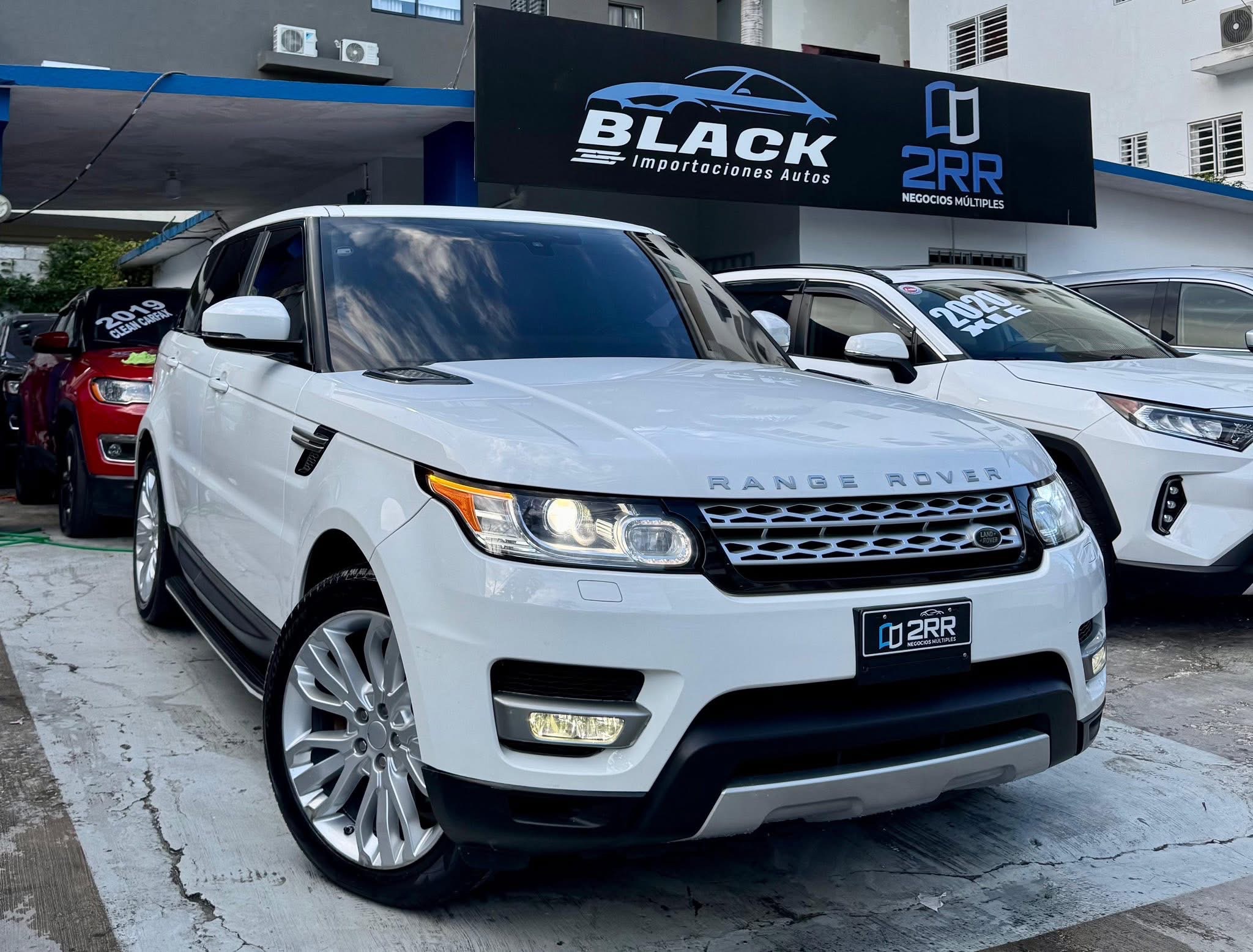 jeepetas y camionetas - Land Rover Range Rover HSE 2016 0