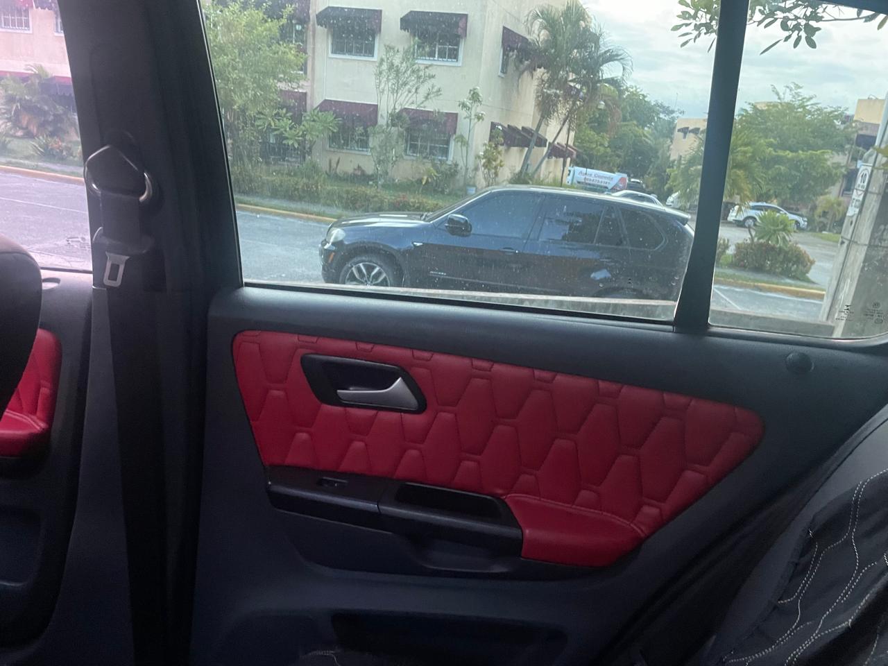 jeepetas y camionetas - Vehiculo Super economico y alto 0