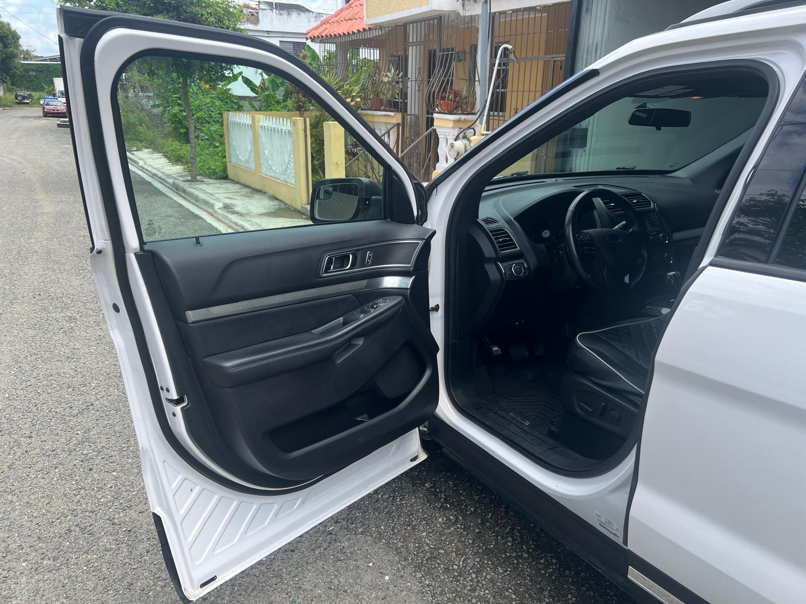 jeepetas y camionetas - Ford Explorer XLT 2019 4
