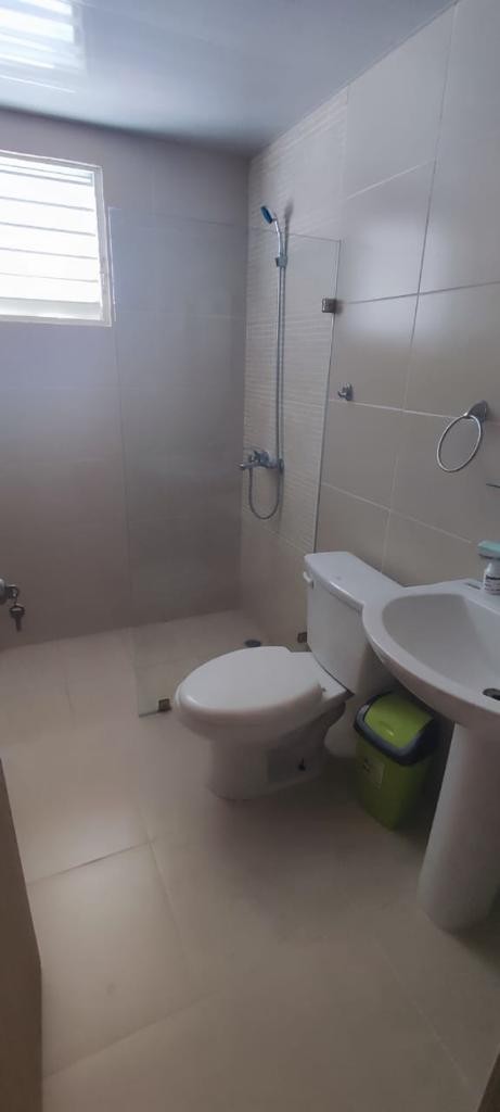 apartamentos - VENDO APARTAMENTO EN LA JACOBO MAJLUTA  5
