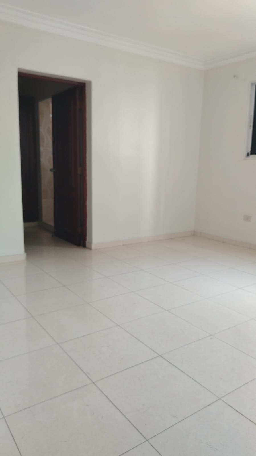 apartamentos - venta de apartamentos grande 3er piso con 2 parqueos Alma rosa 1 Santo Domingo  8