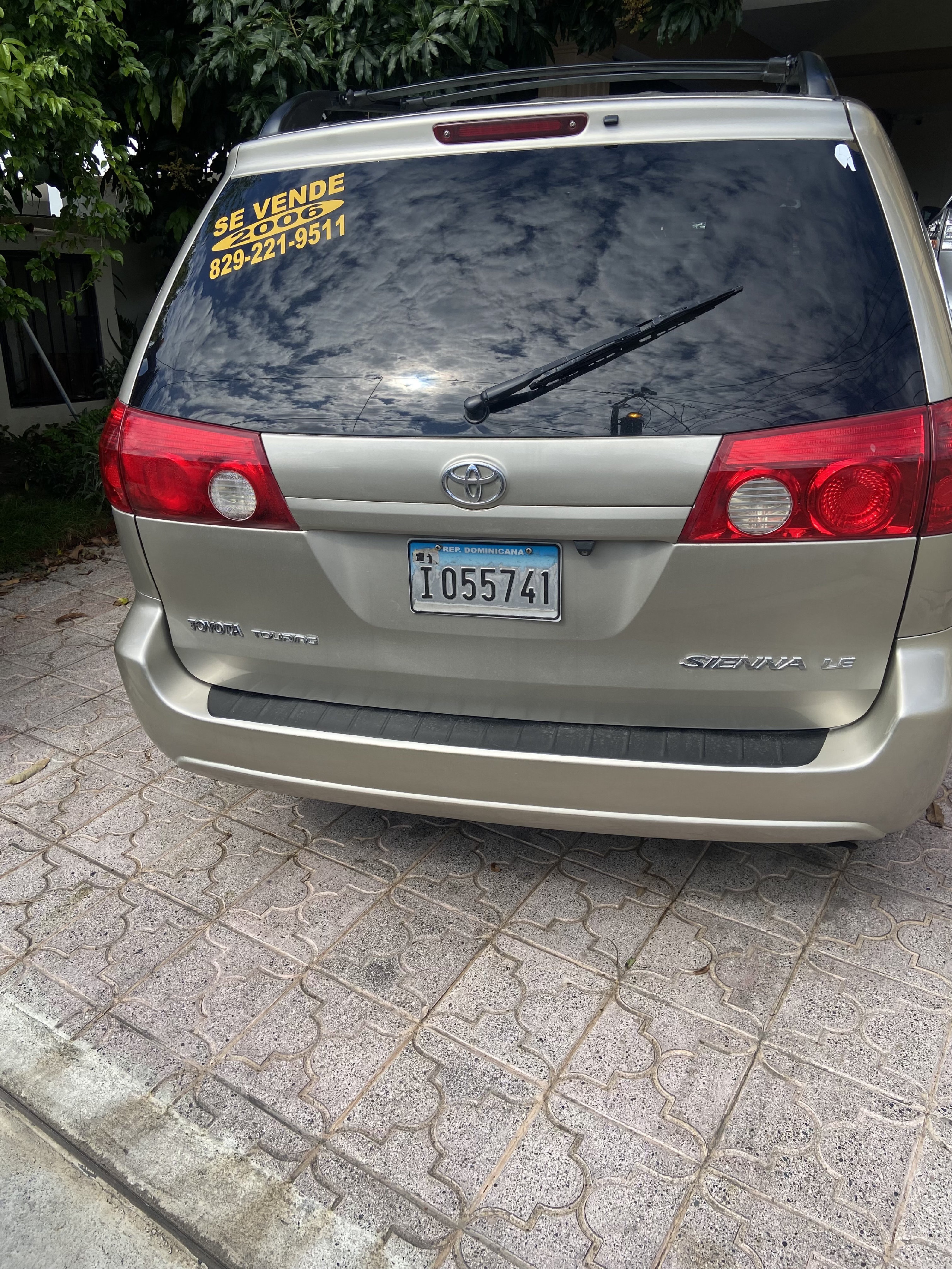 jeepetas y camionetas - toyota Sienna 06 3