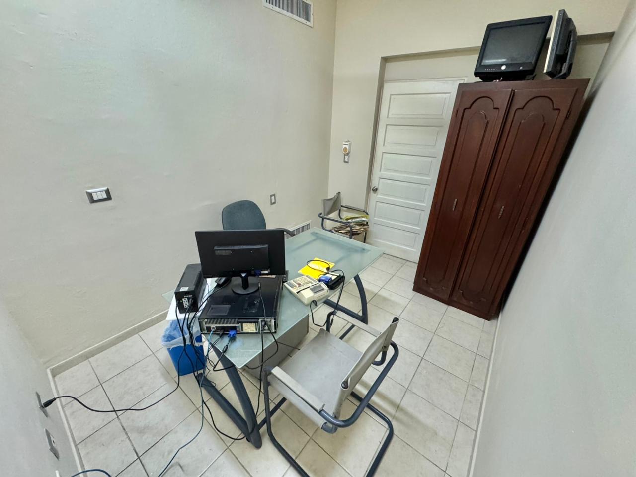 oficinas y locales comerciales - Local Comercial en Venta ZONA UNIVERSITARIA RD$8,0 5