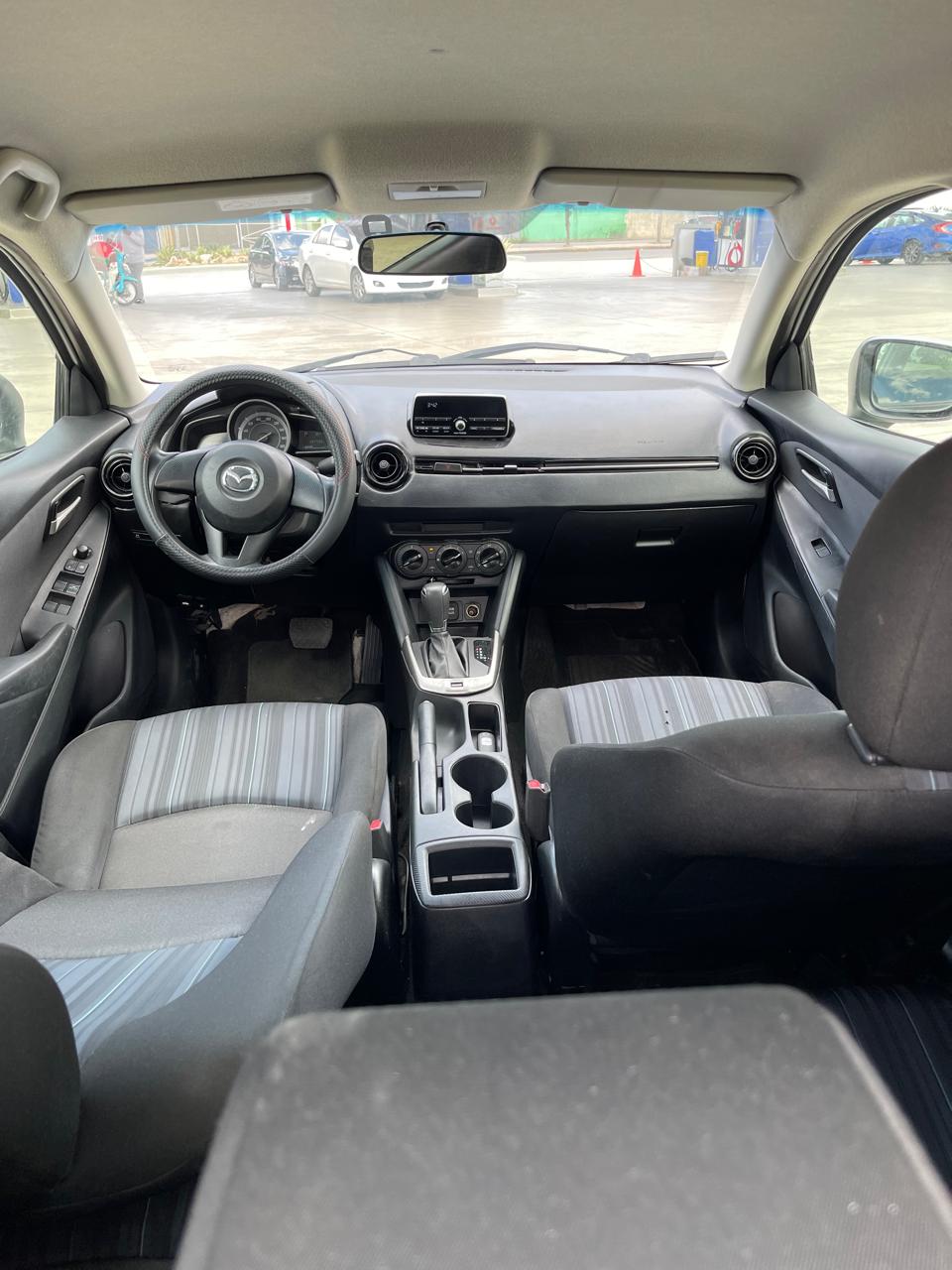 carros - Mazda Demio 5
