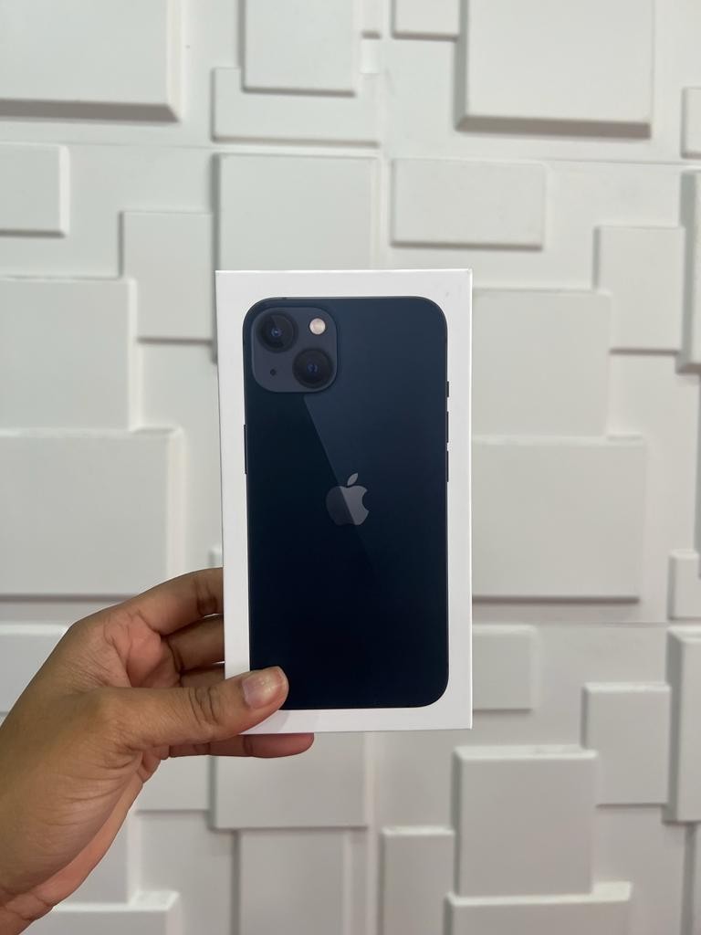 celulares y tabletas - iPhone 13 128gb Midnight Sellado Clean 0